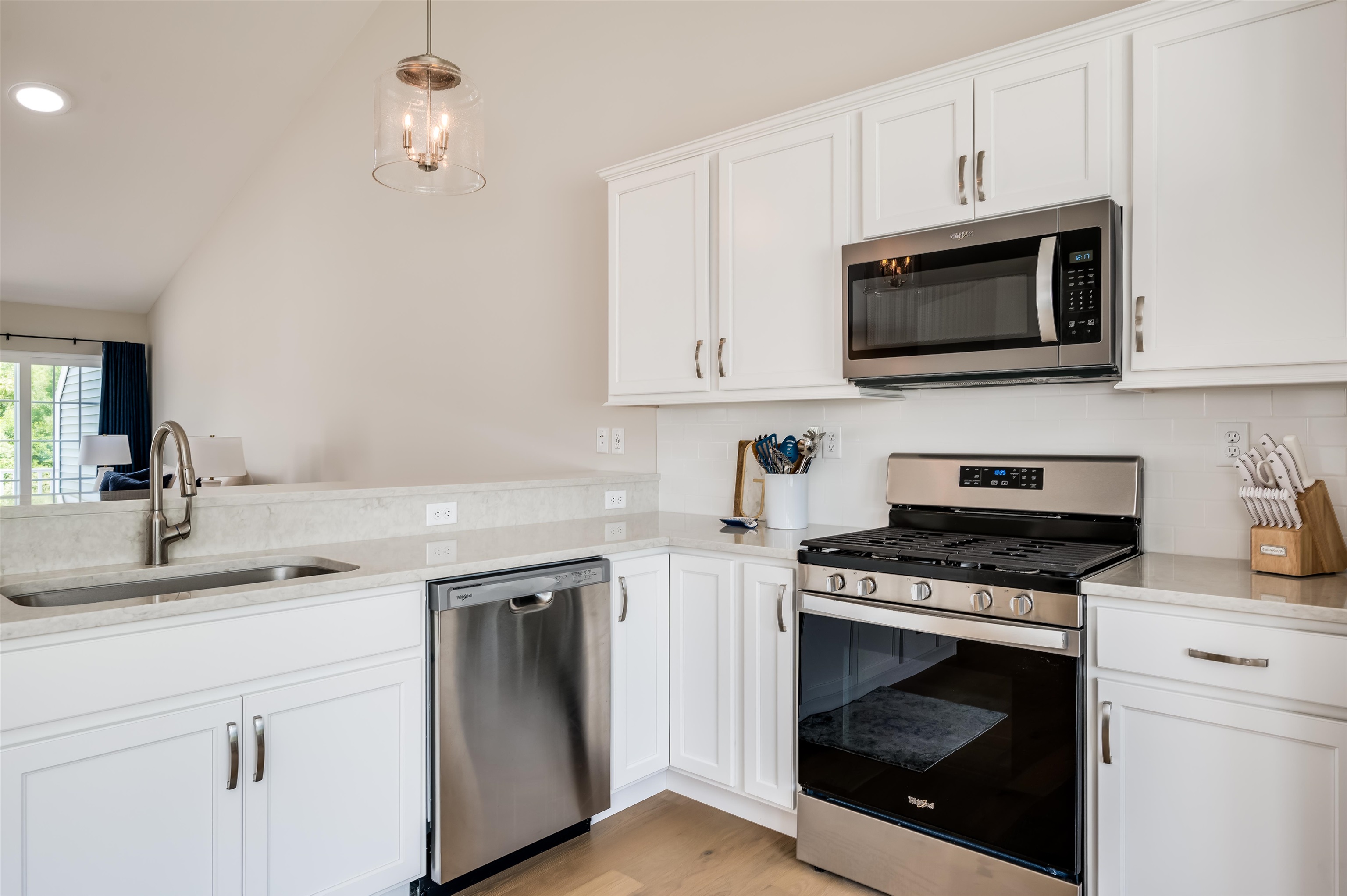 6A Cardinal Lane Unit: Unit 6A