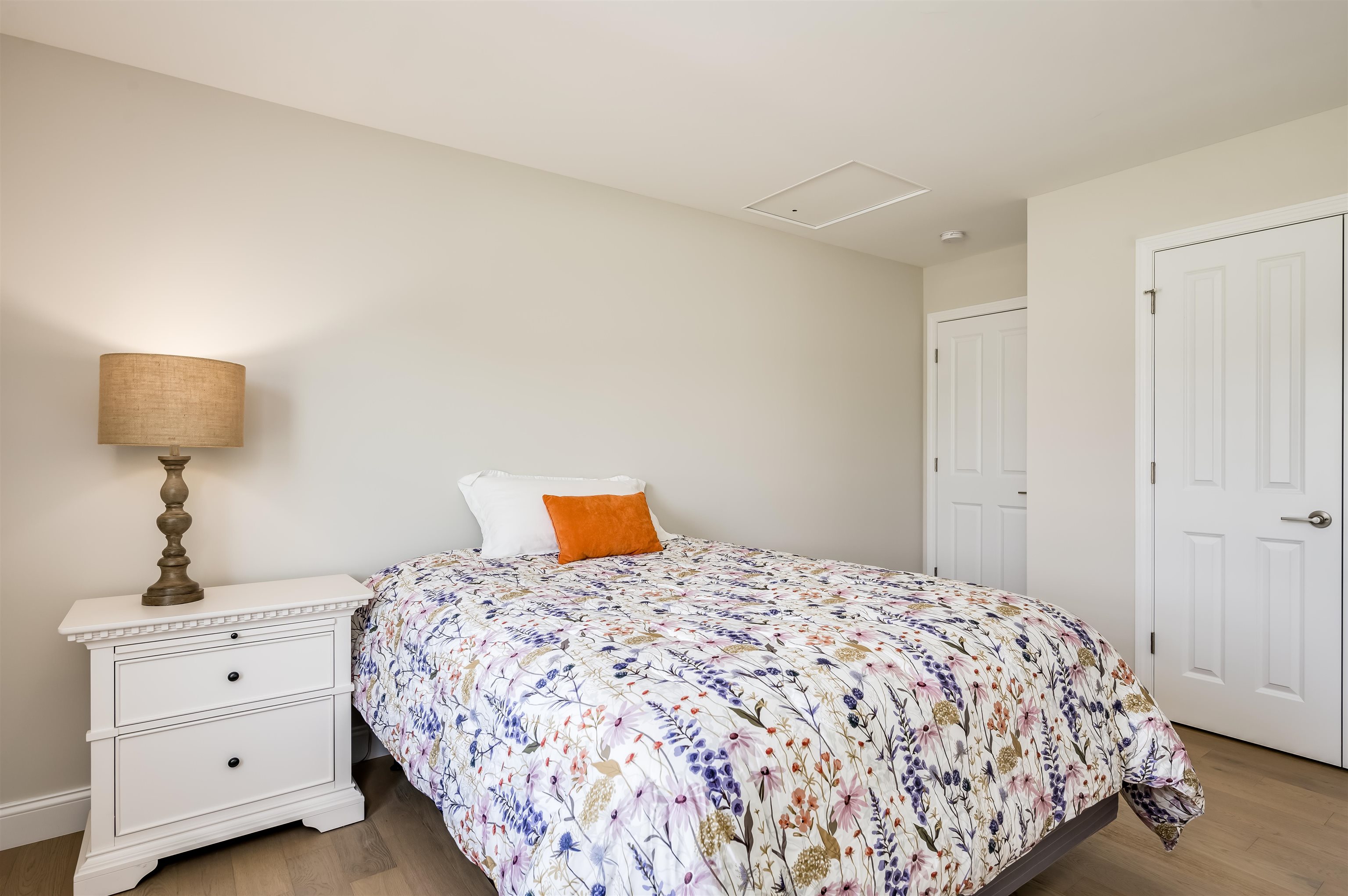 6A Cardinal Lane Unit: Unit 6A