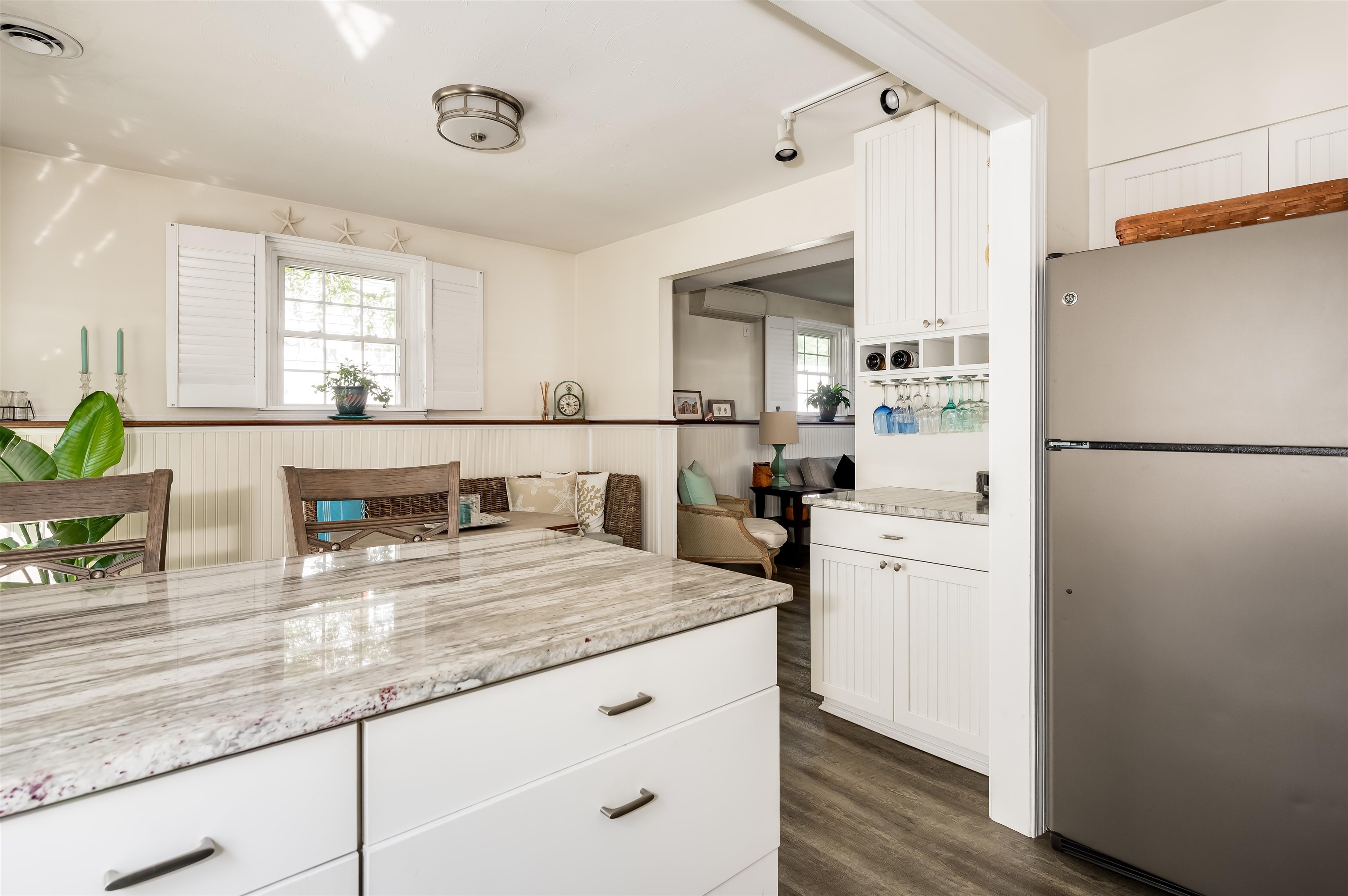 415 High Street Unit: 1
