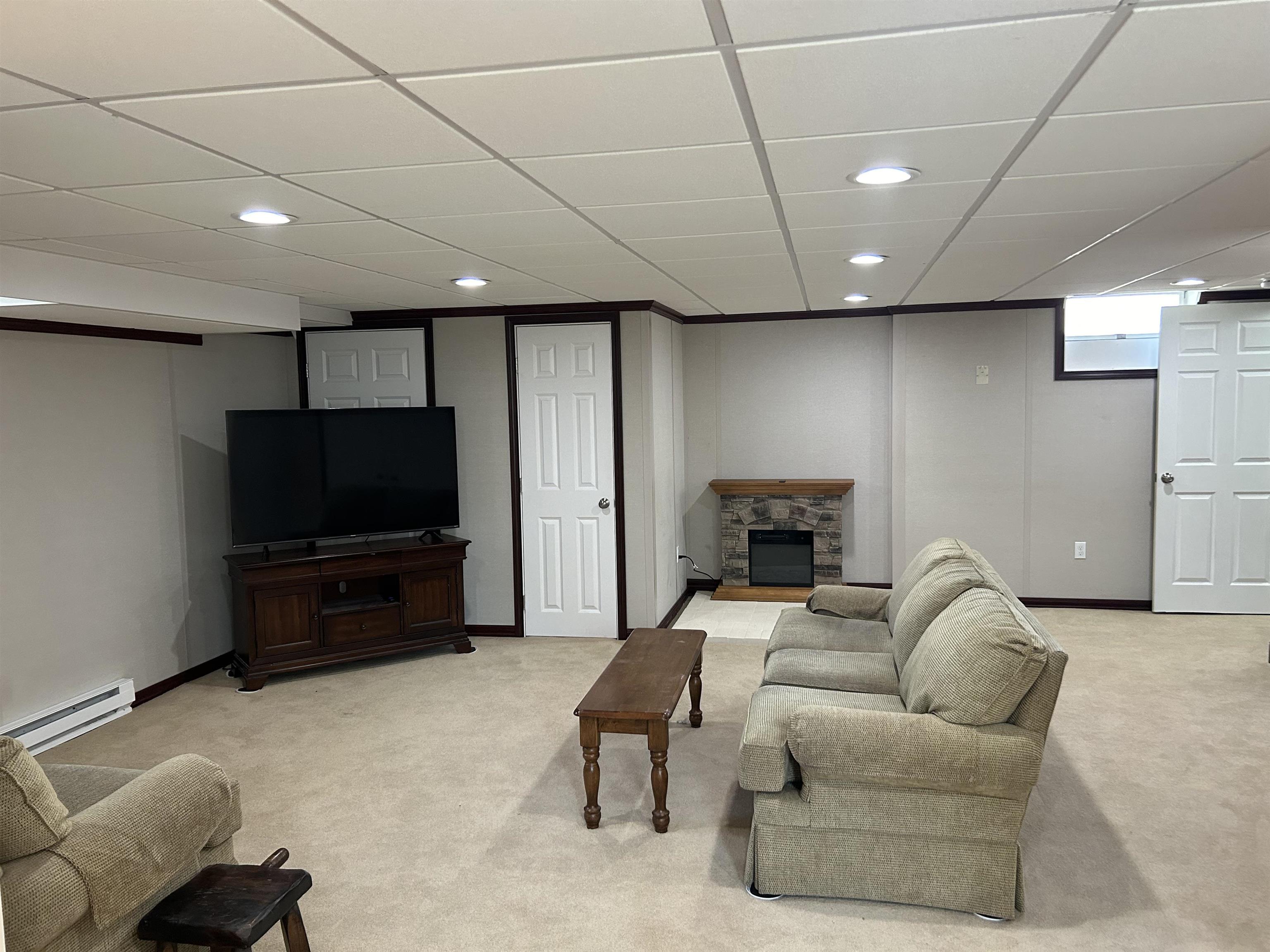 109 Railroad Avenue