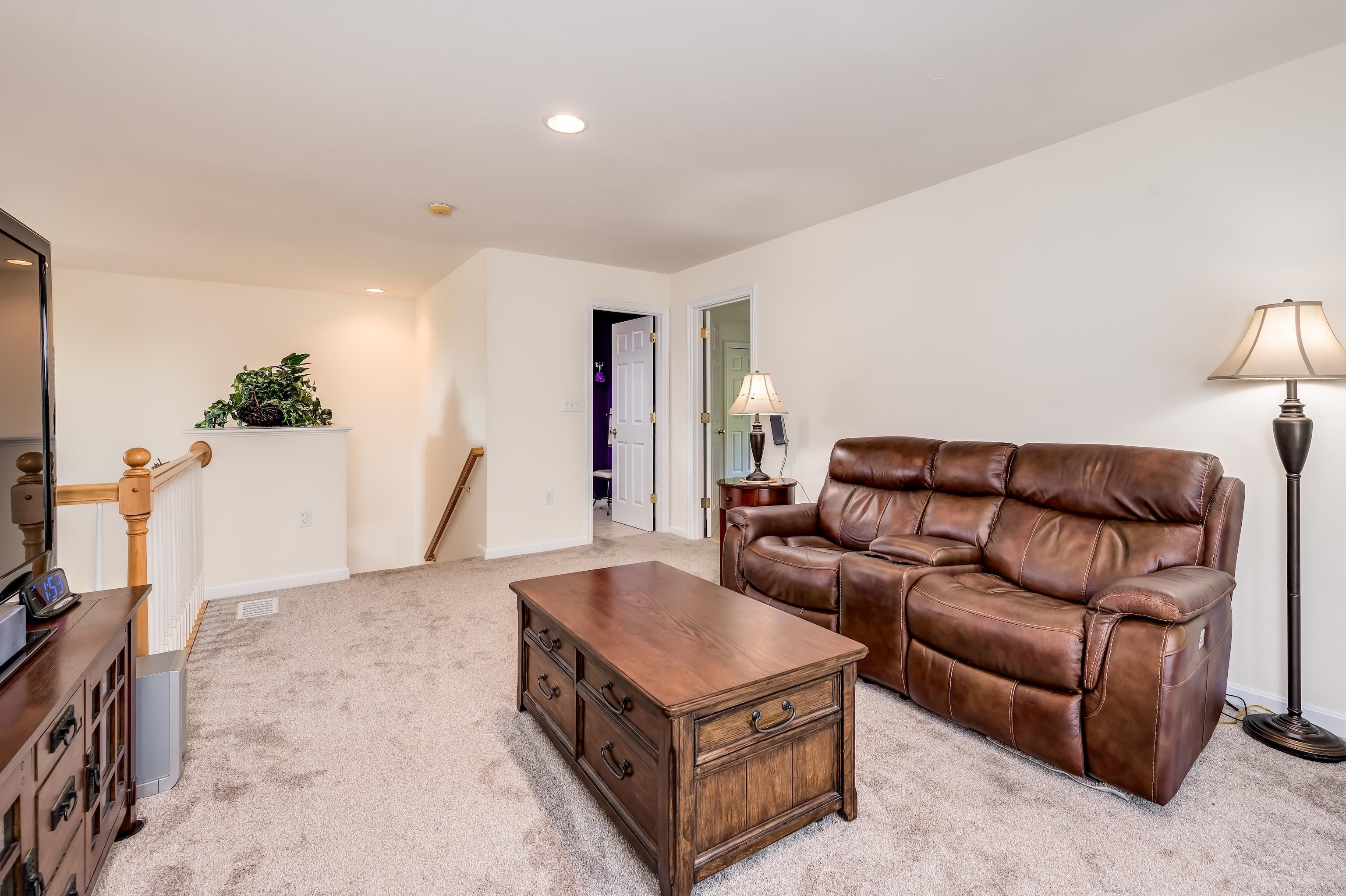 16 Arrow Lane