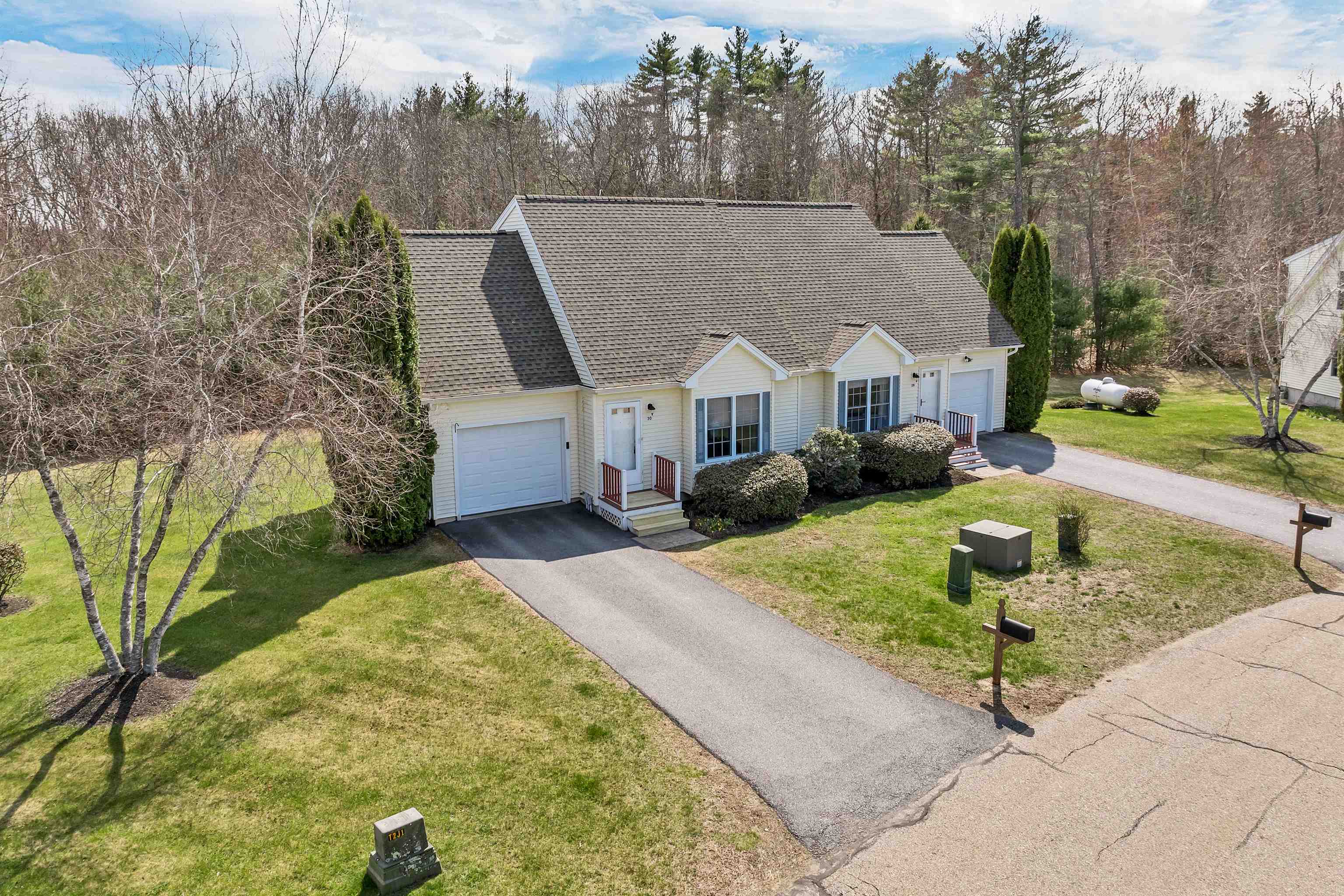 30 Duff Thompson Lane