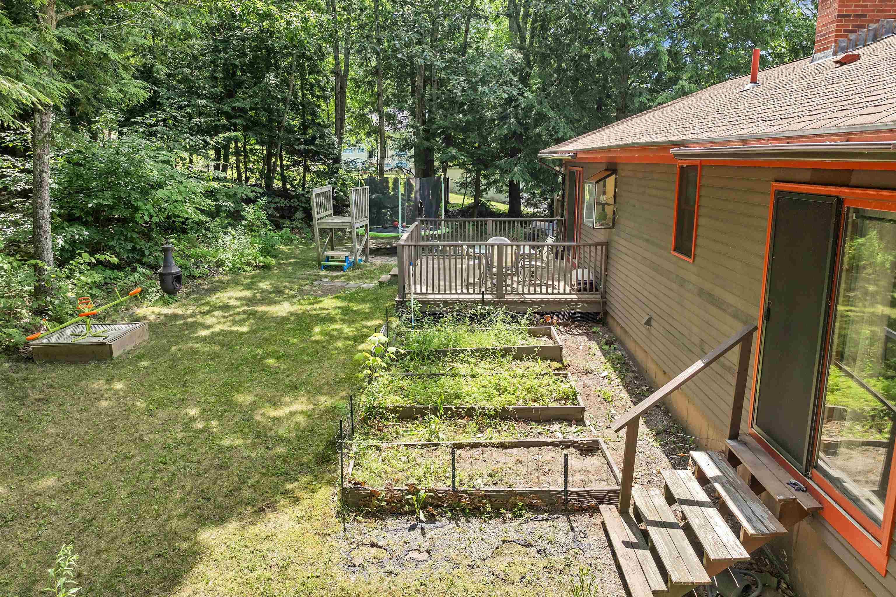 15 Bennett Way