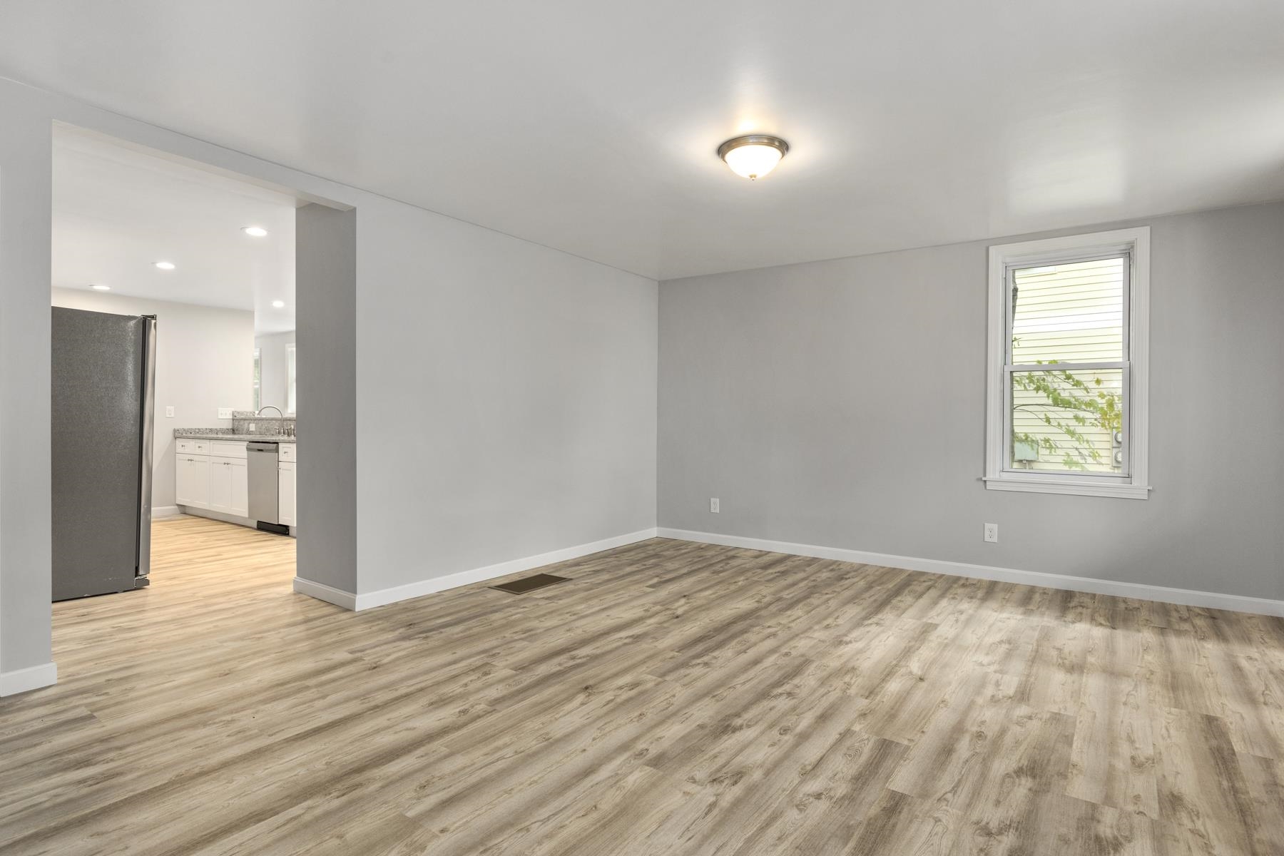 183-185 Front Street