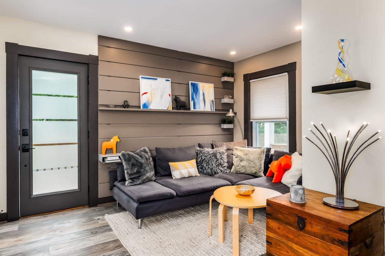 183-185 Front Street