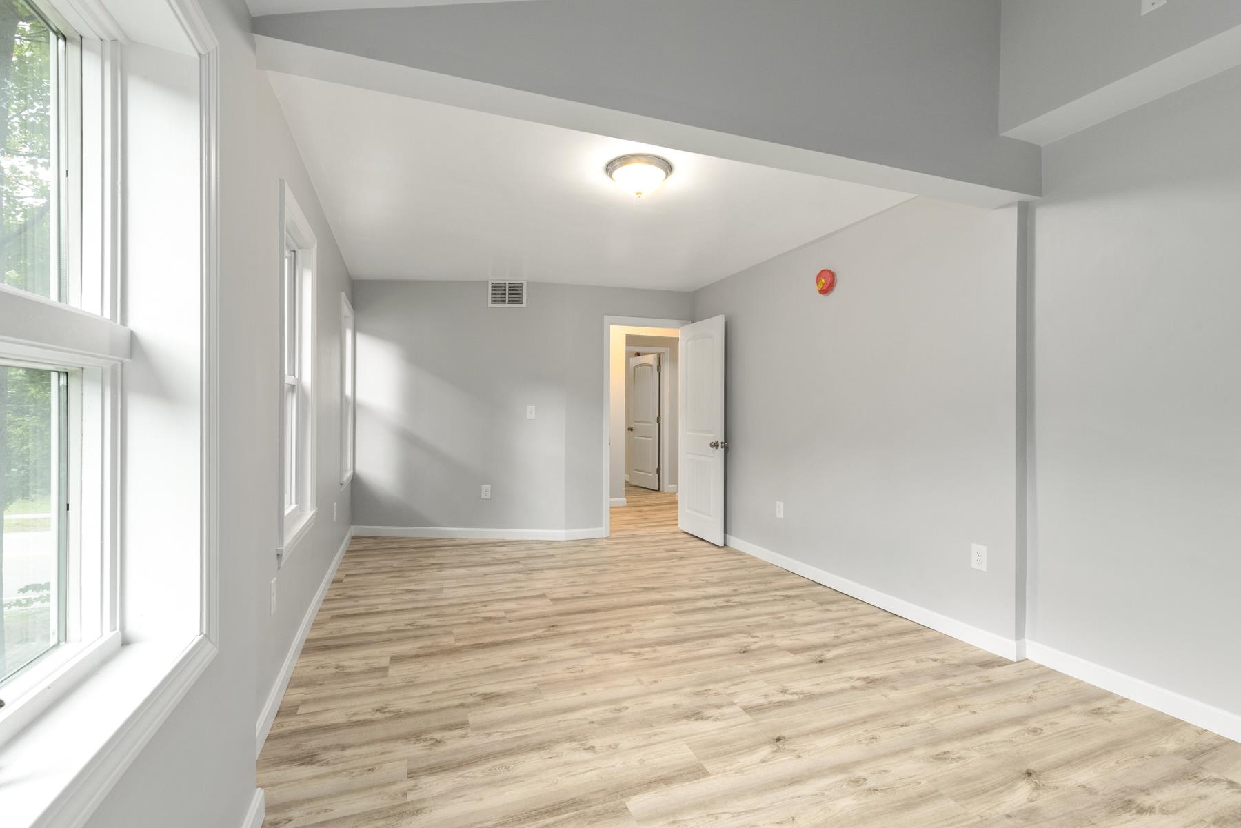 183-185 Front Street