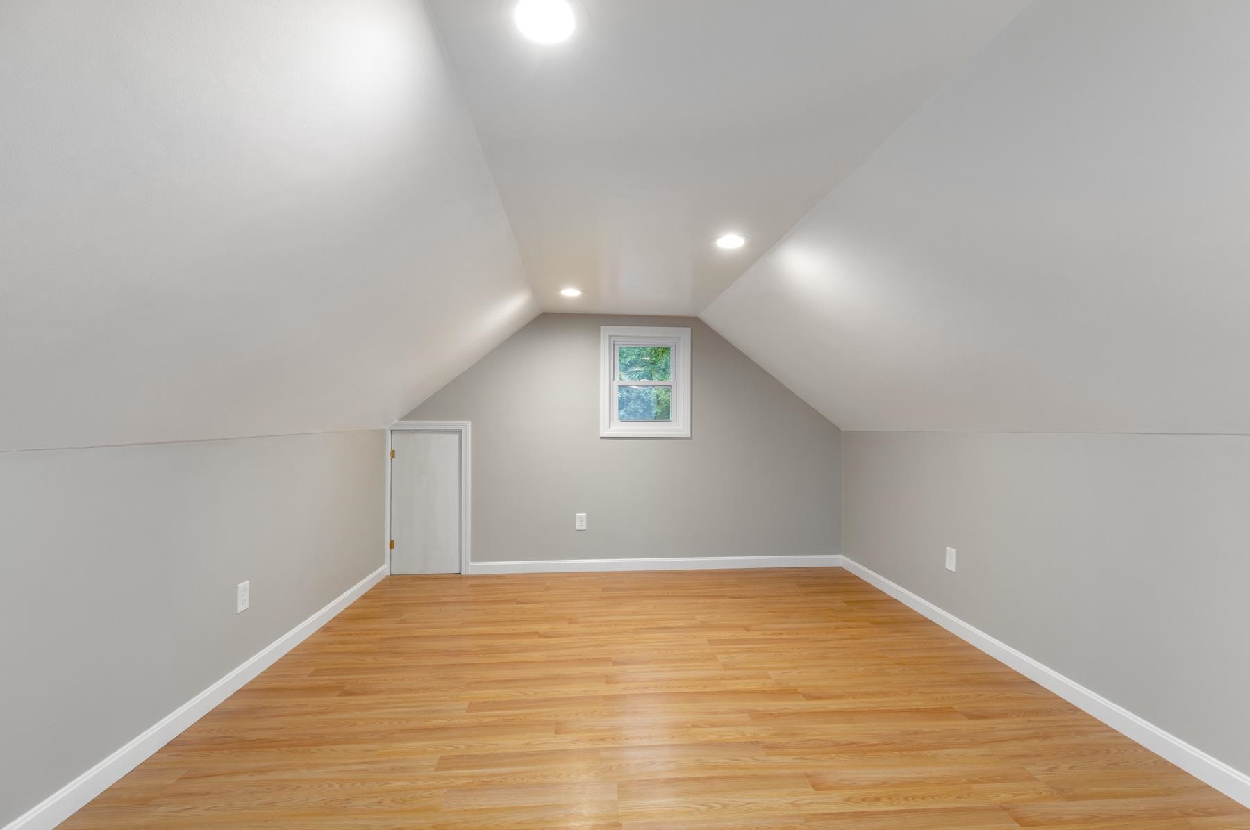 183-185 Front Street