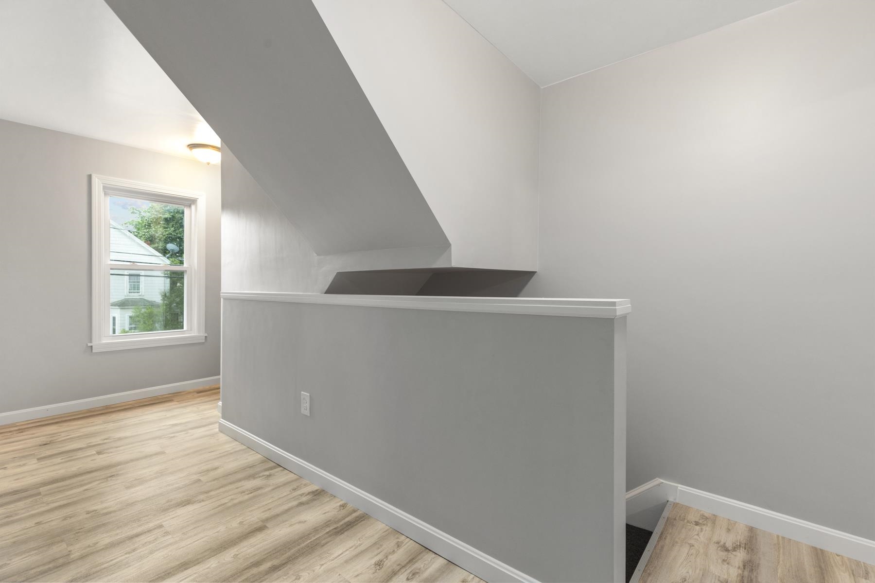 183-185 Front Street