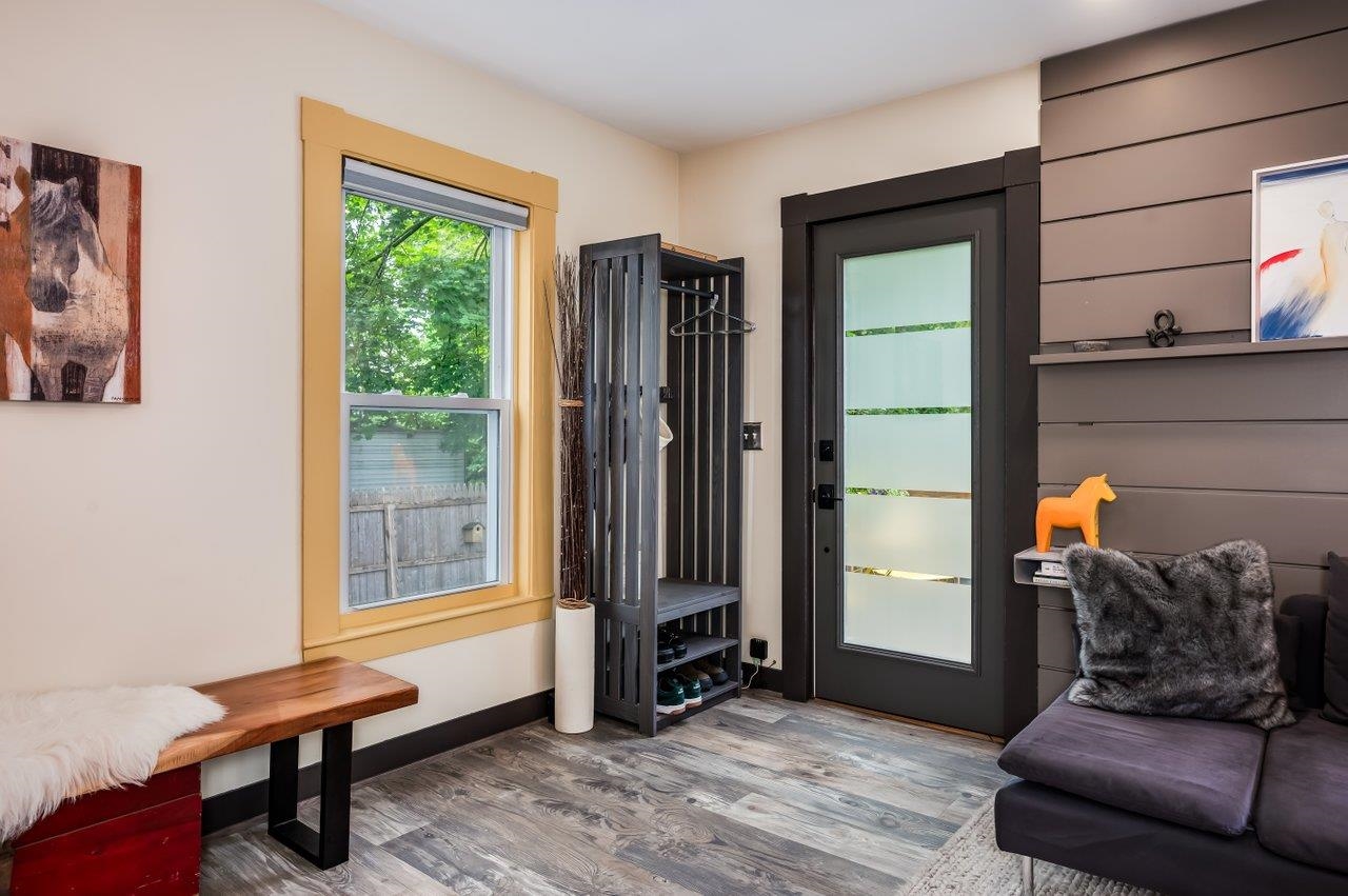 183-185 Front Street