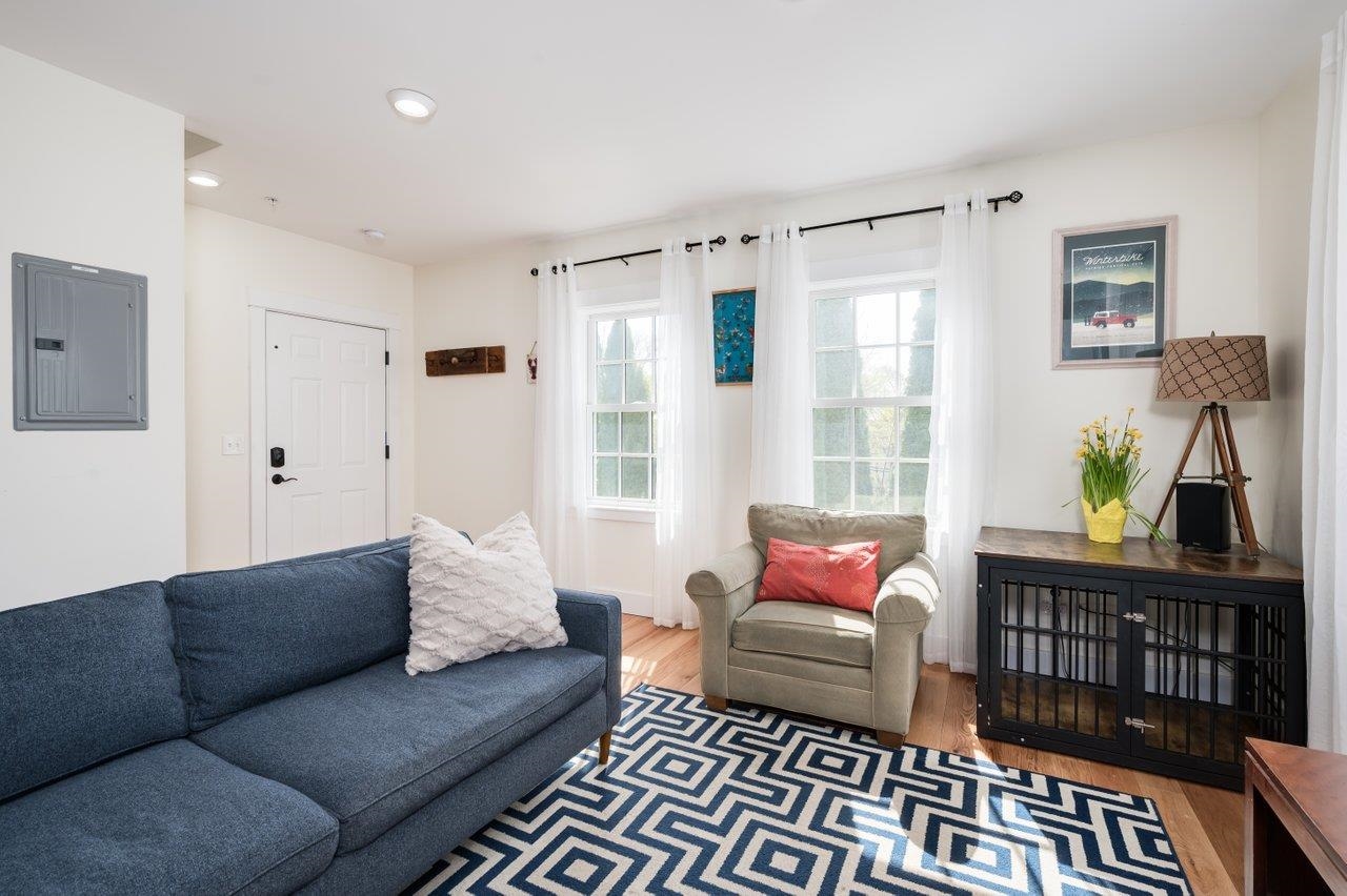 73 Prospect Street Unit: 2