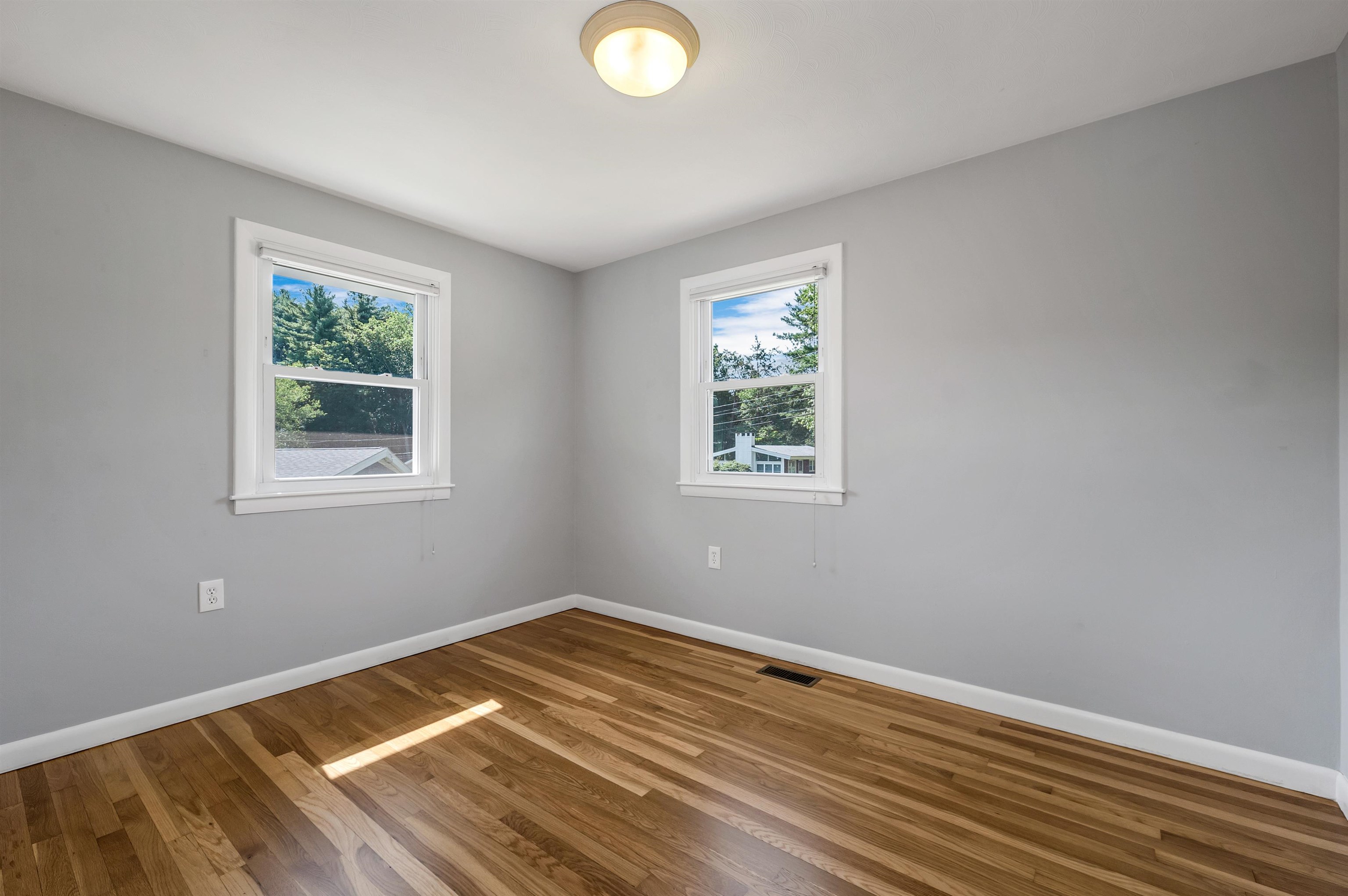 7 Hemlock Circle