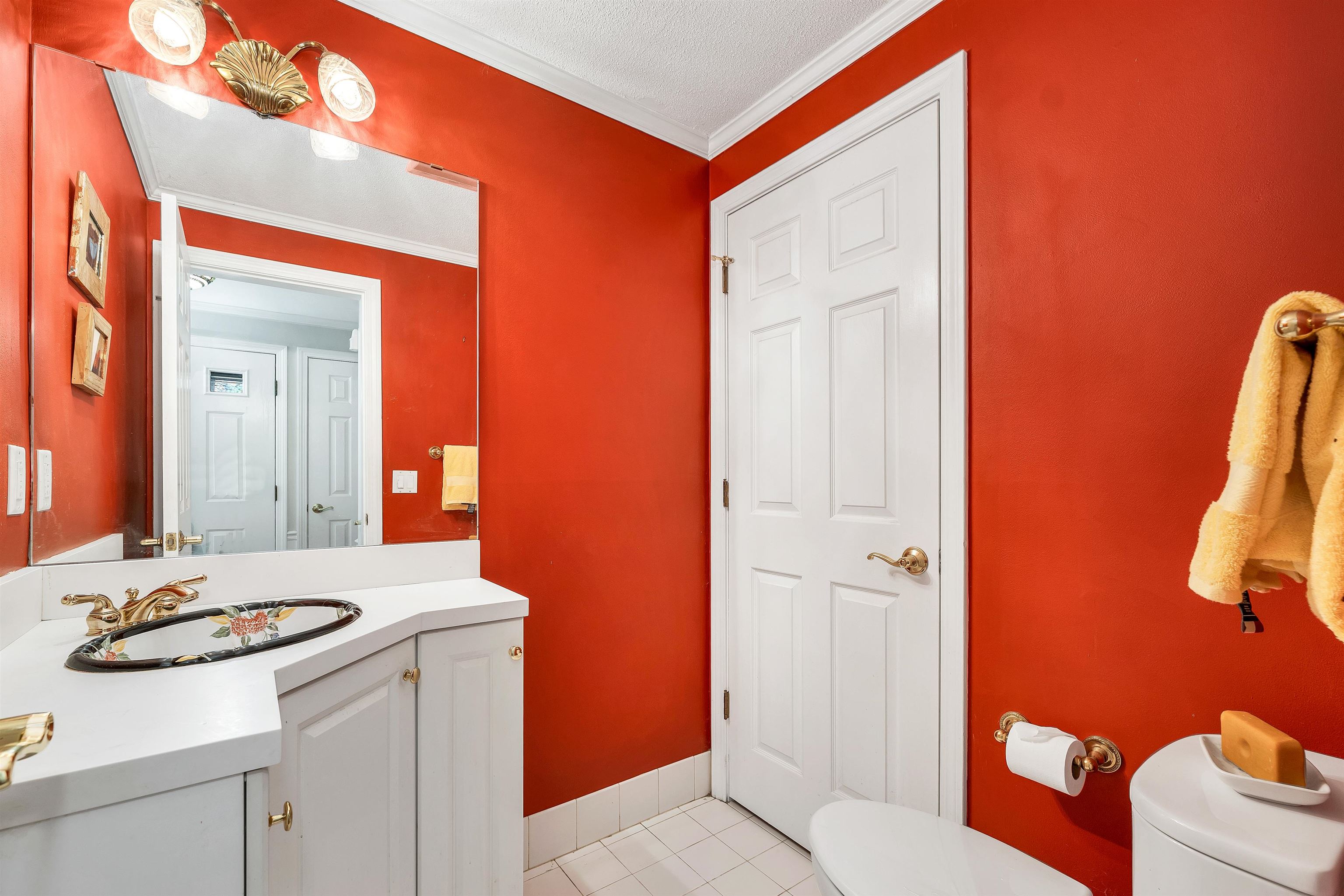 380 Ocean Road Unit: 16