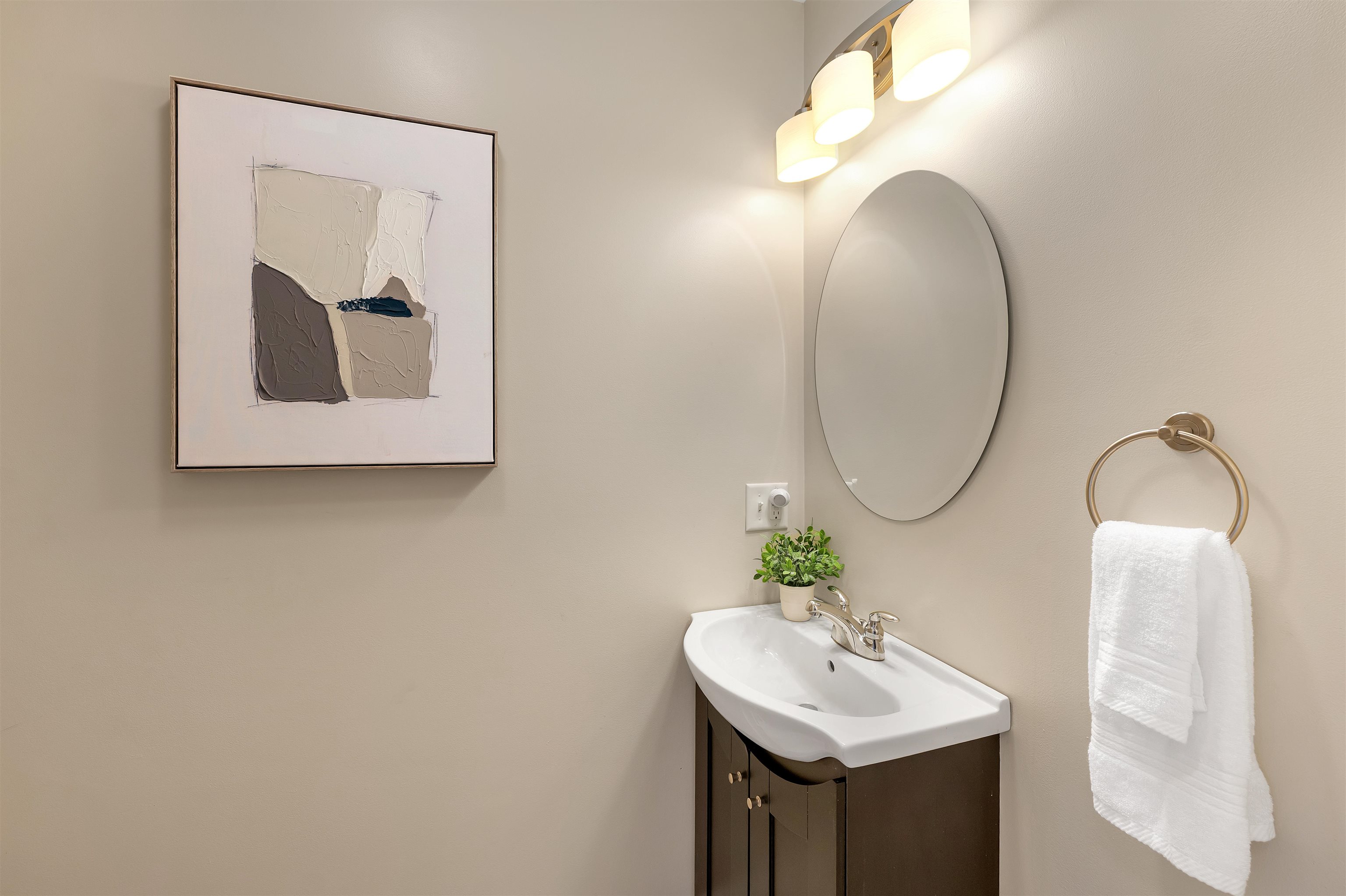 22 Stratham Heights Road