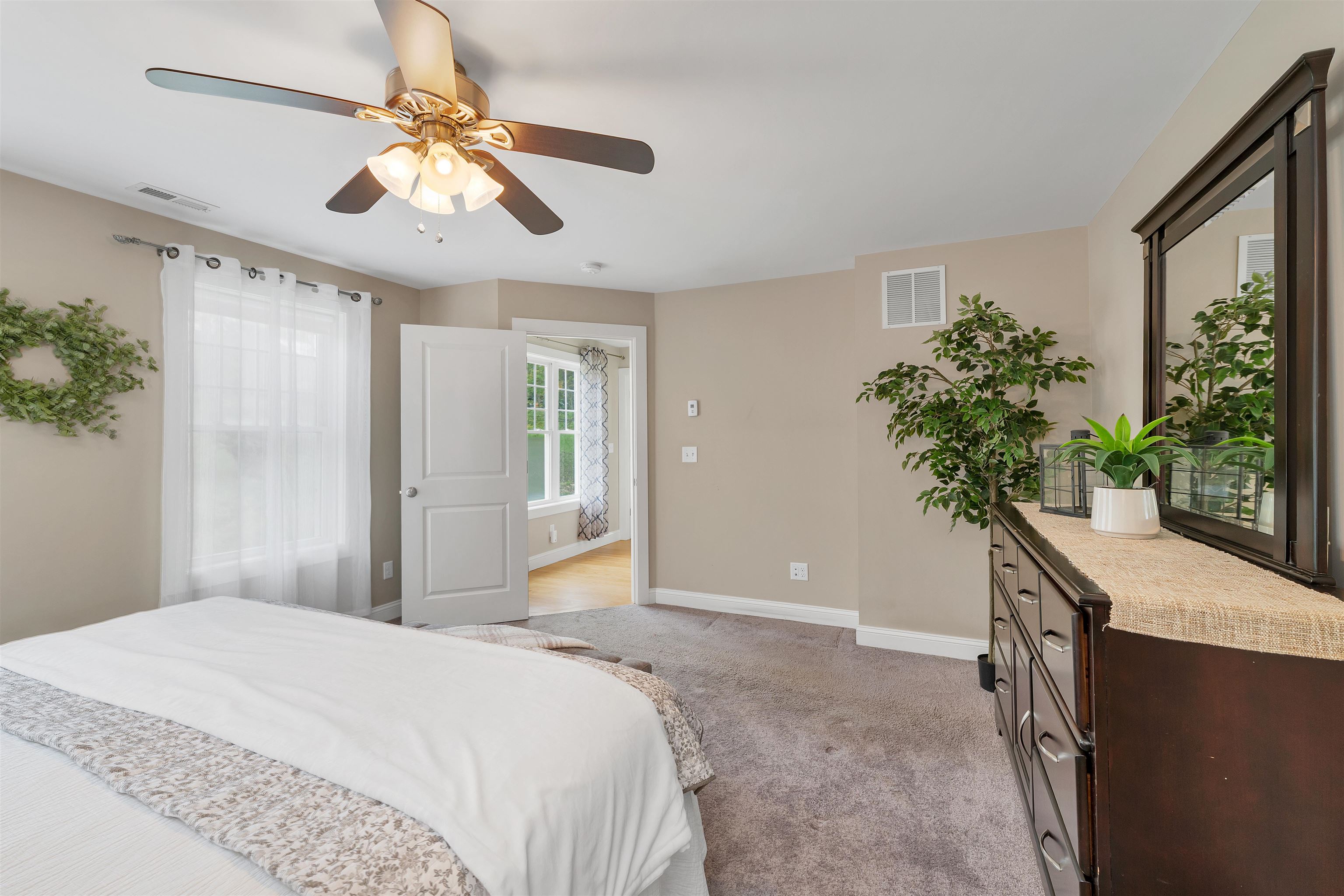 22 Stratham Heights Road