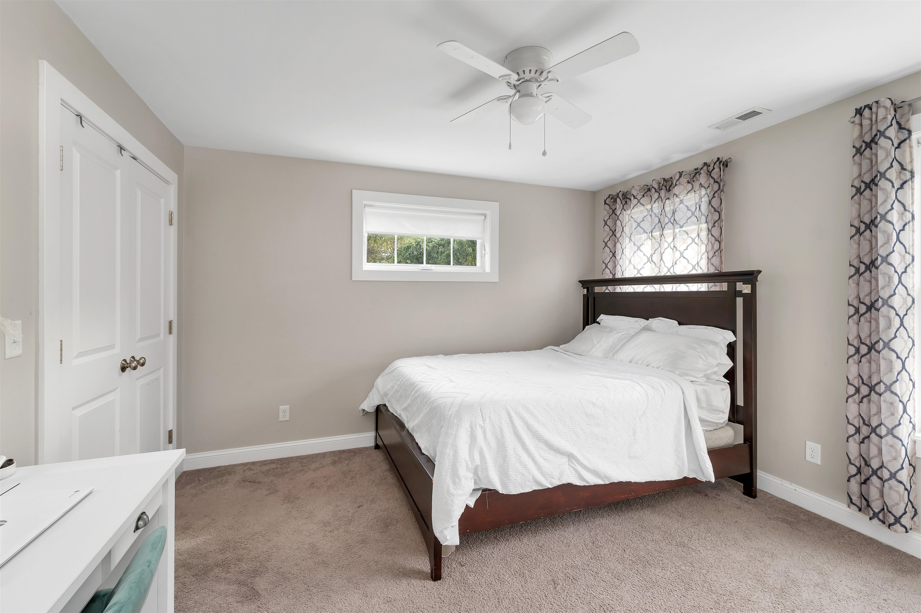 22 Stratham Heights Road