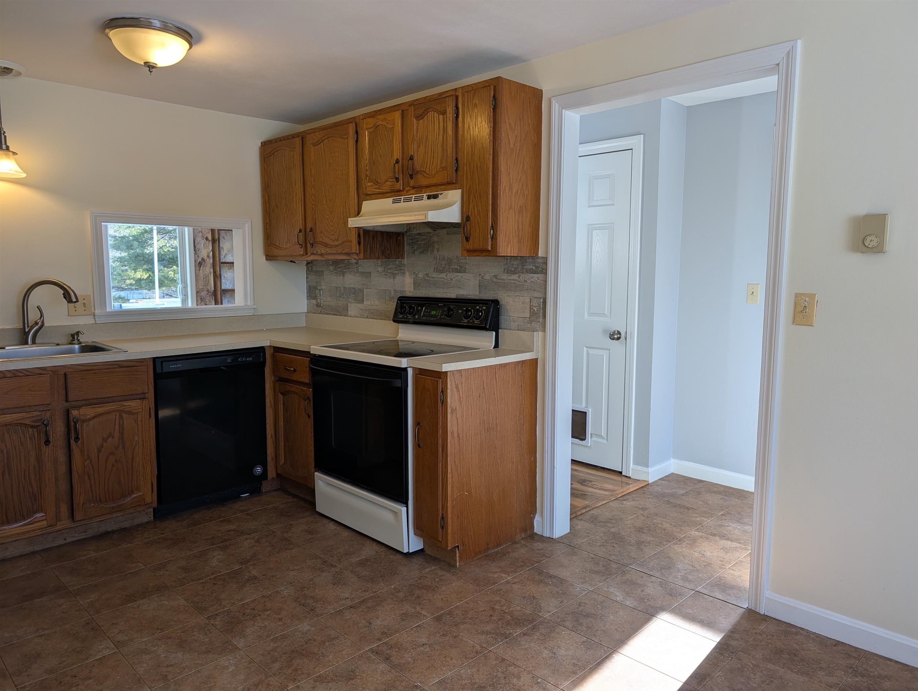 165 Bunker Hill Avenue Unit: 2