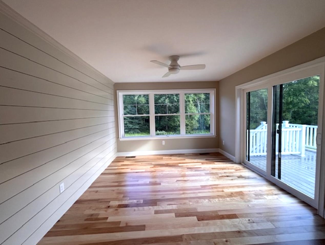 22 Edgewater Drive