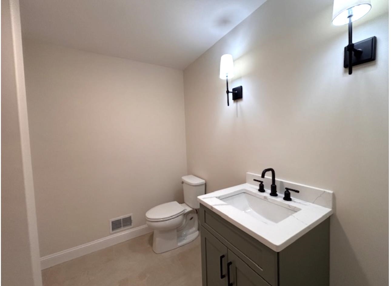 22 Edgewater Drive