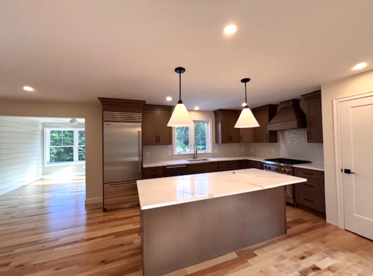 22 Edgewater Drive
