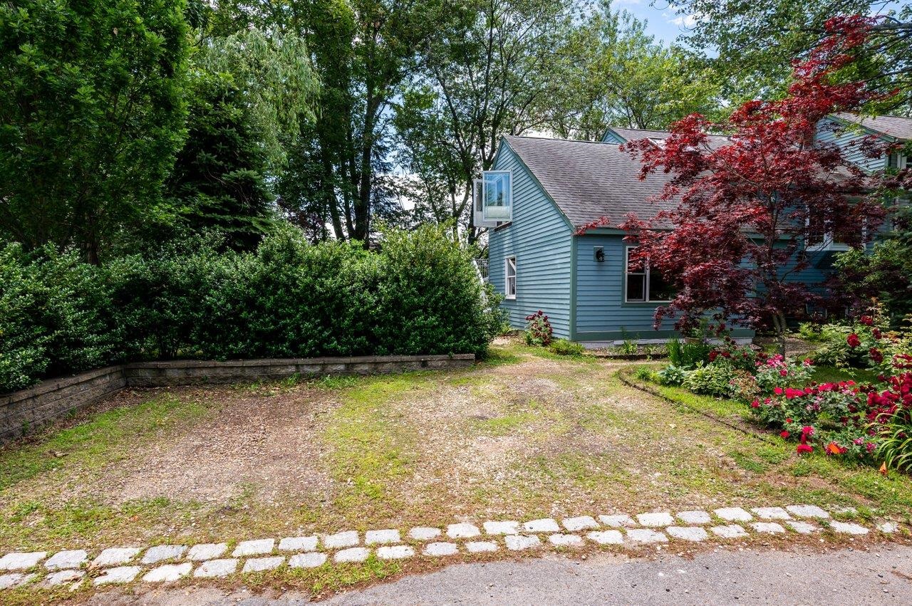 25 Bonair Avenue
