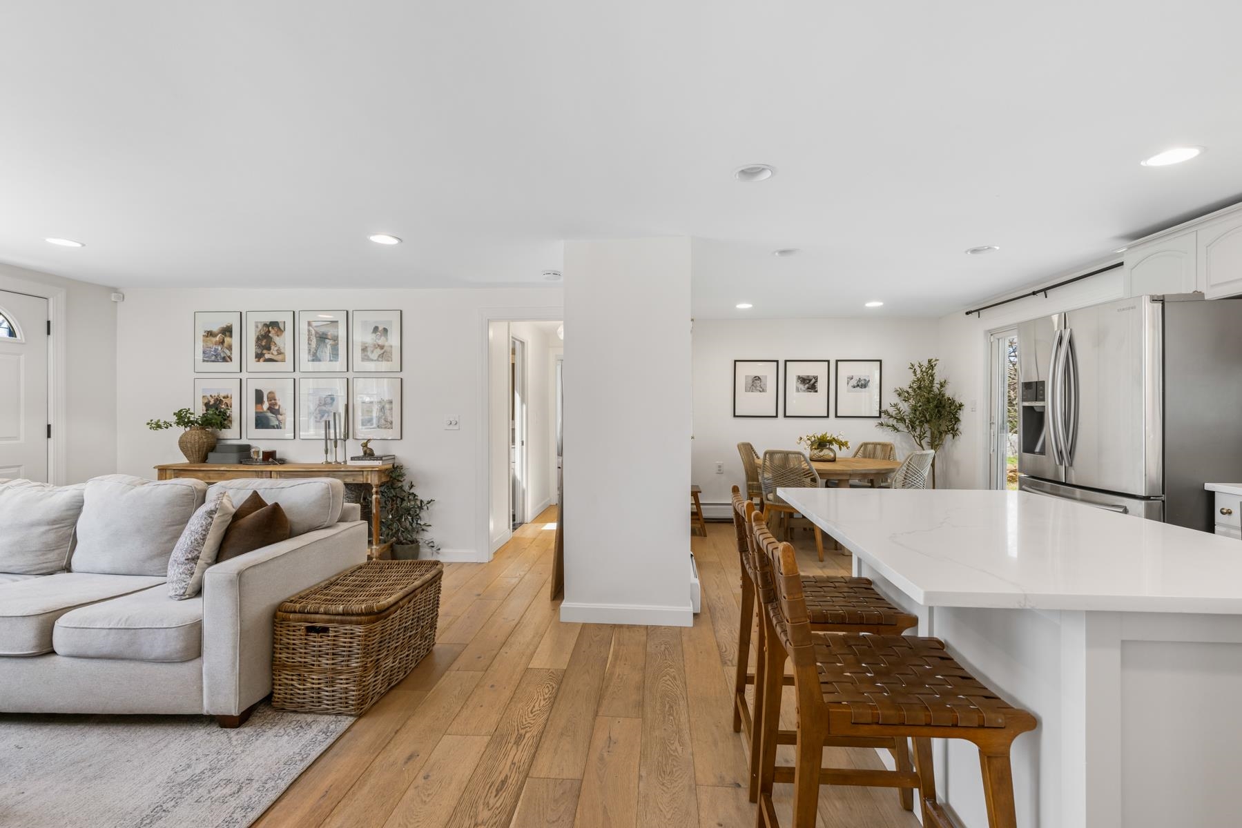 8 Warner Lane