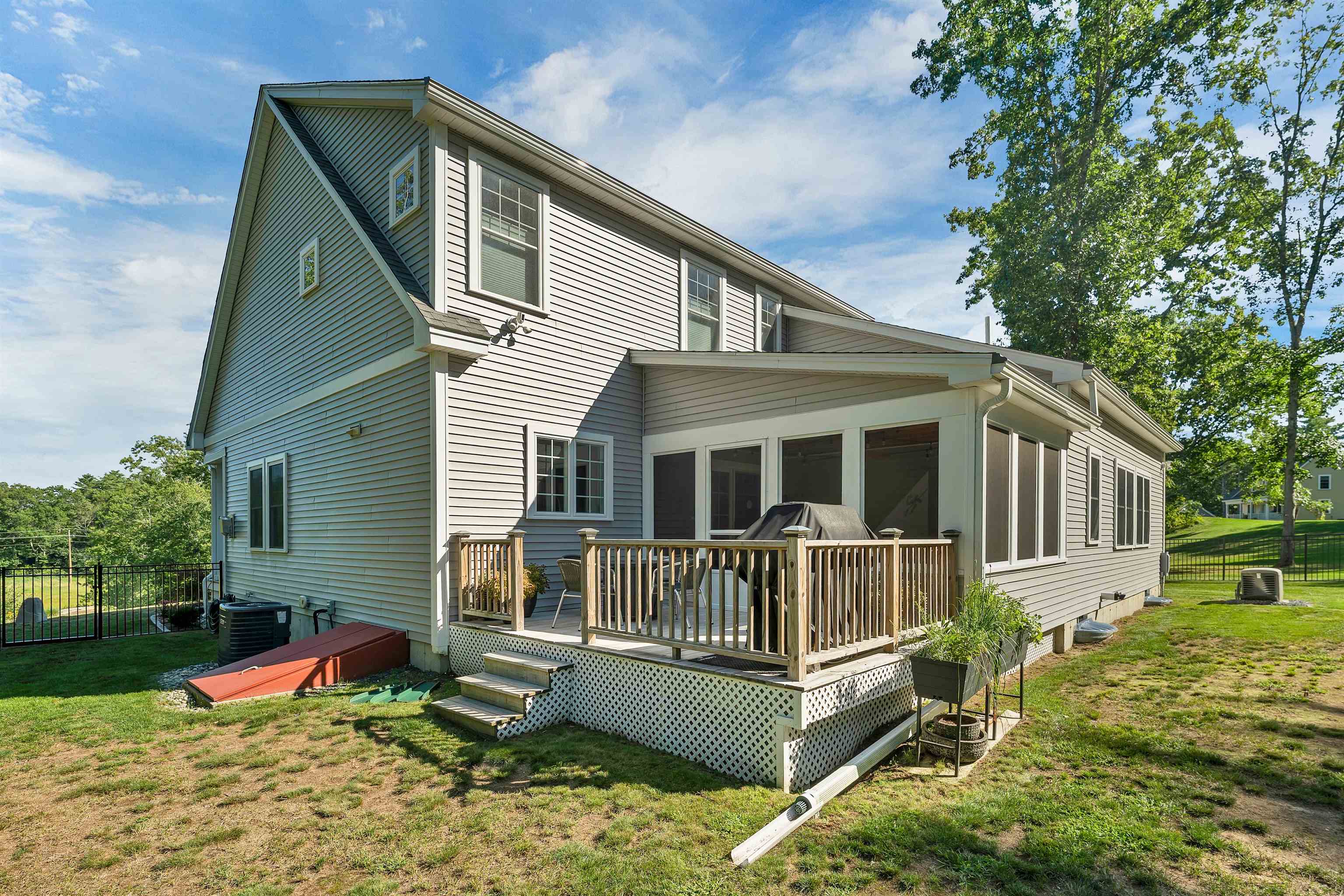 6 Boulder Drive
