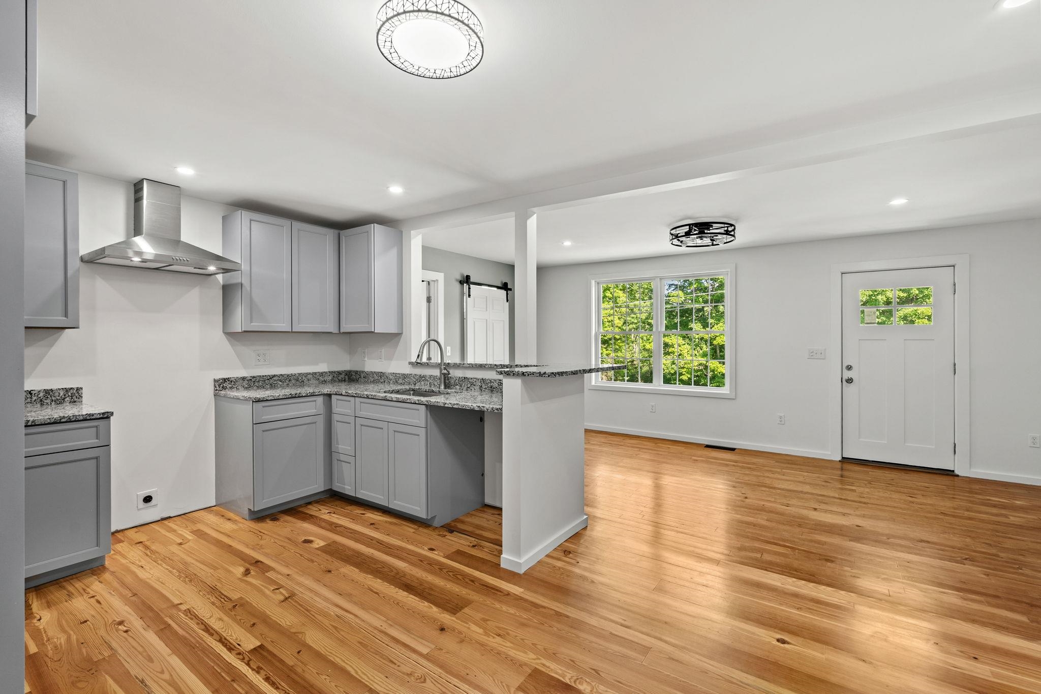 14 River Road
