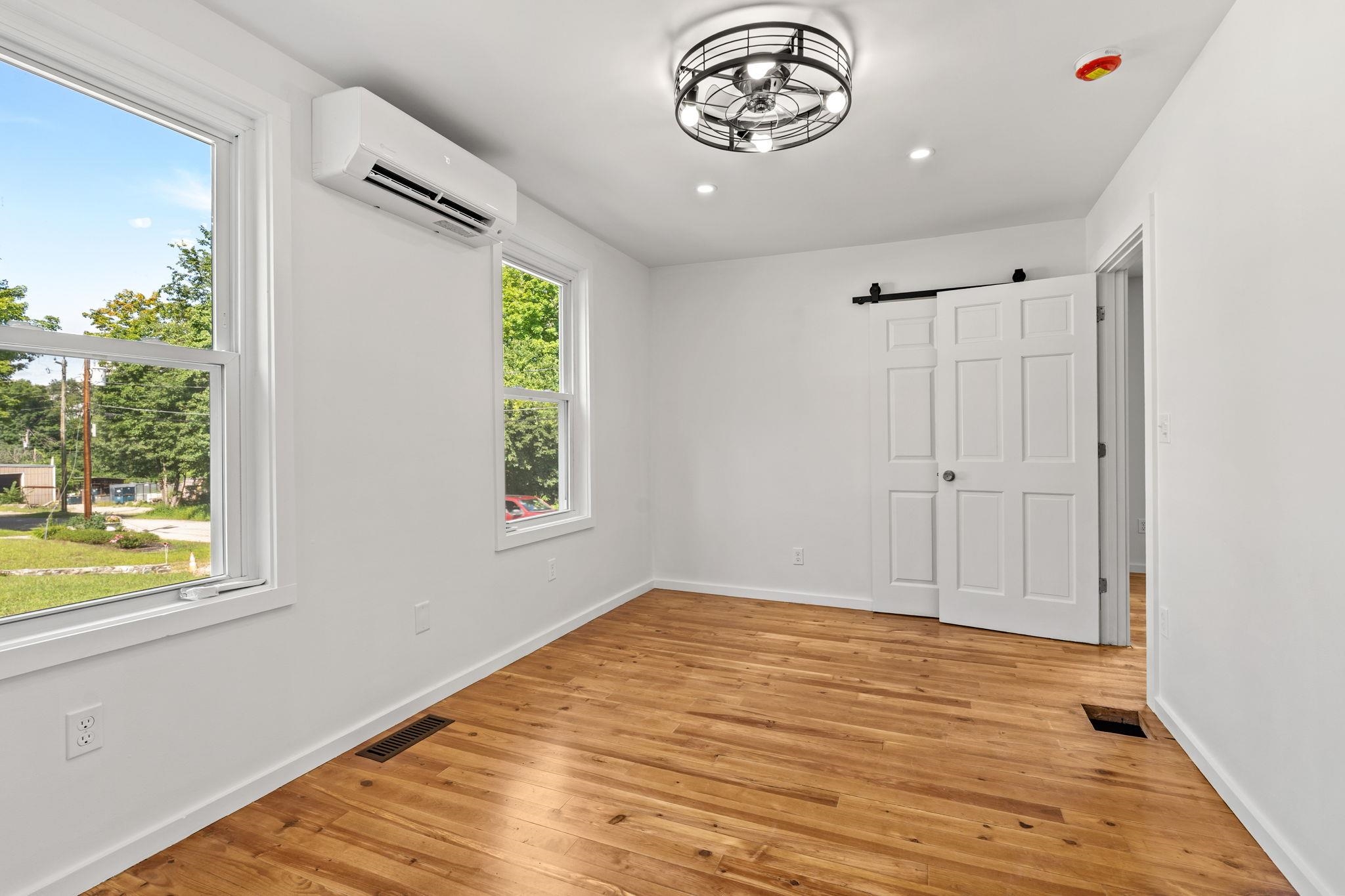 14 River Road