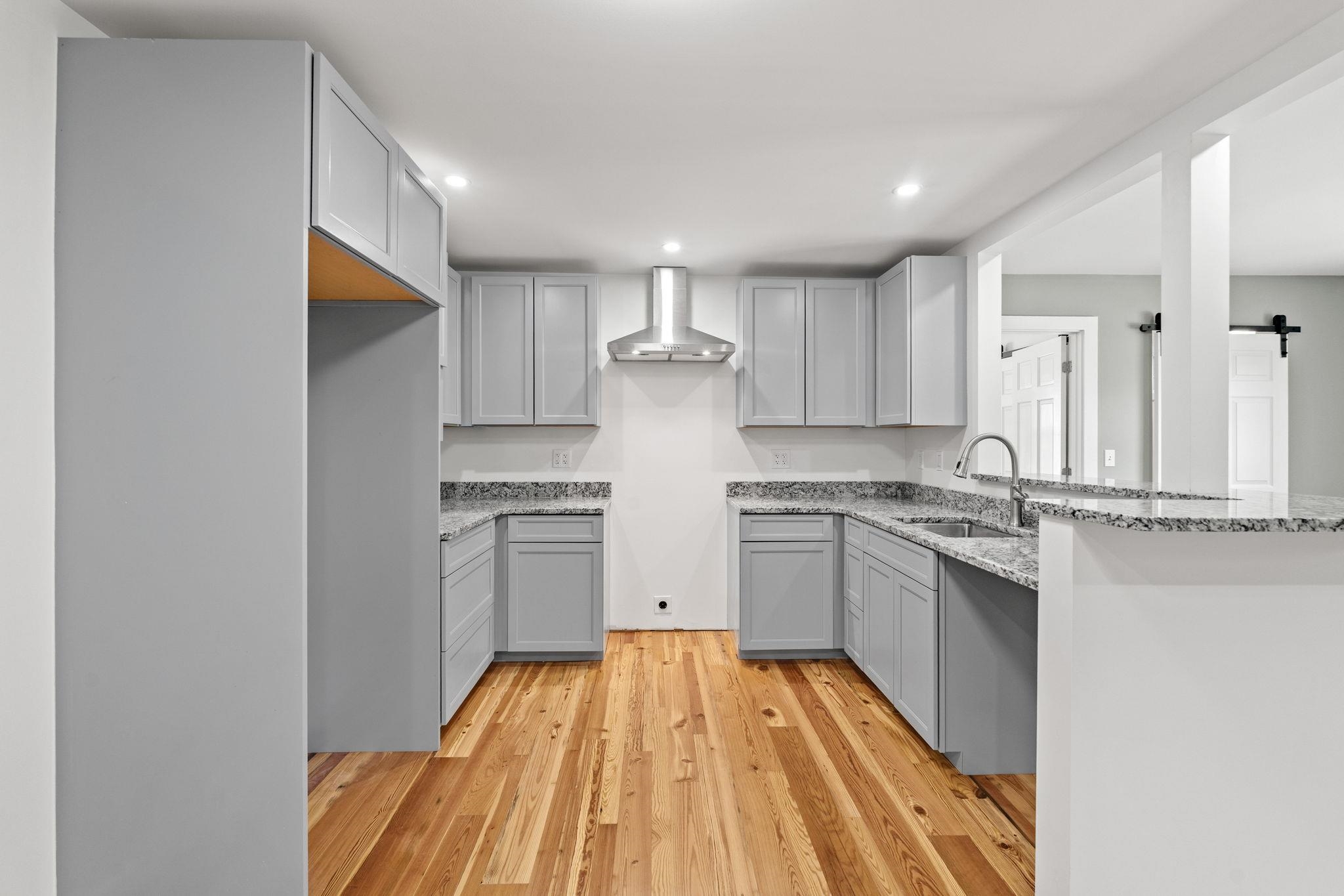 14 River Road