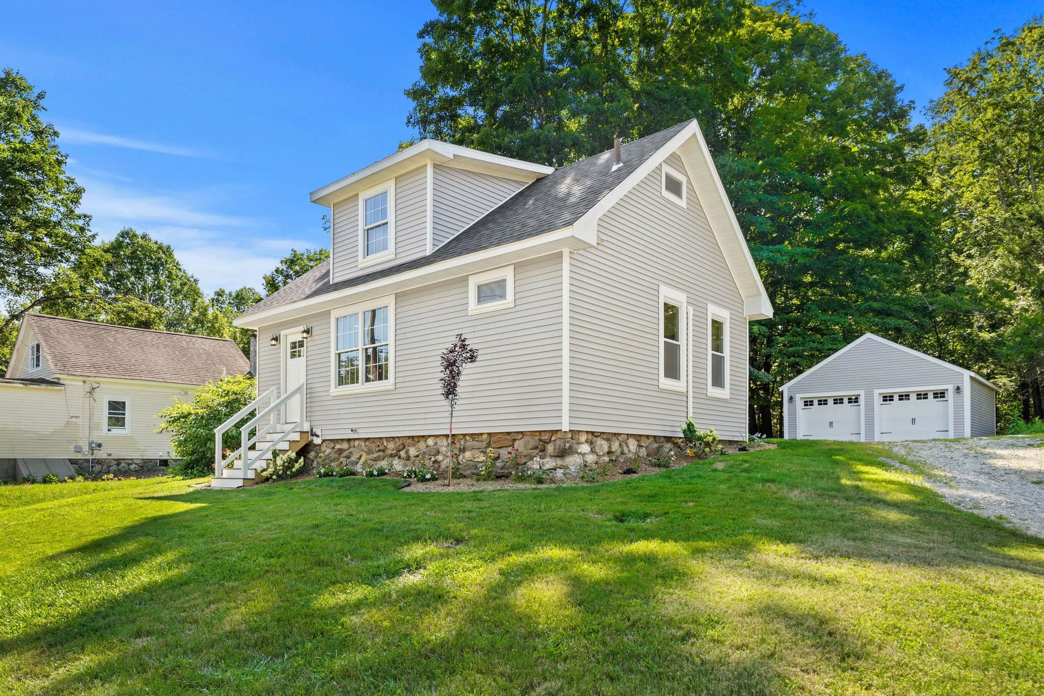 14 River Road