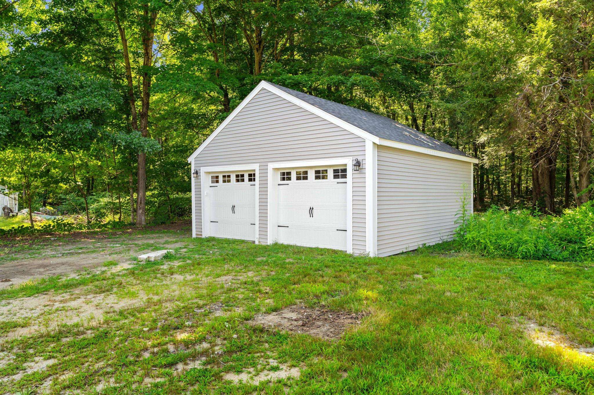 14 River Road