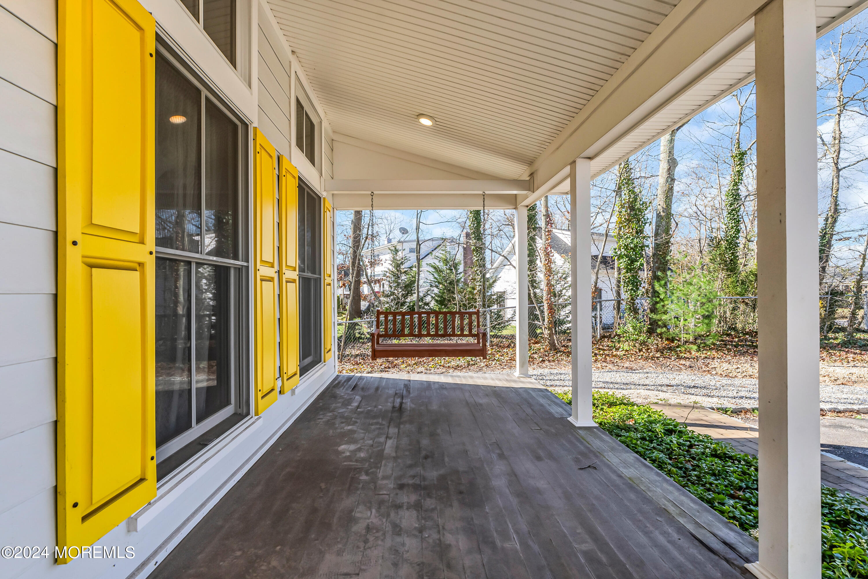 1 Laurel Path