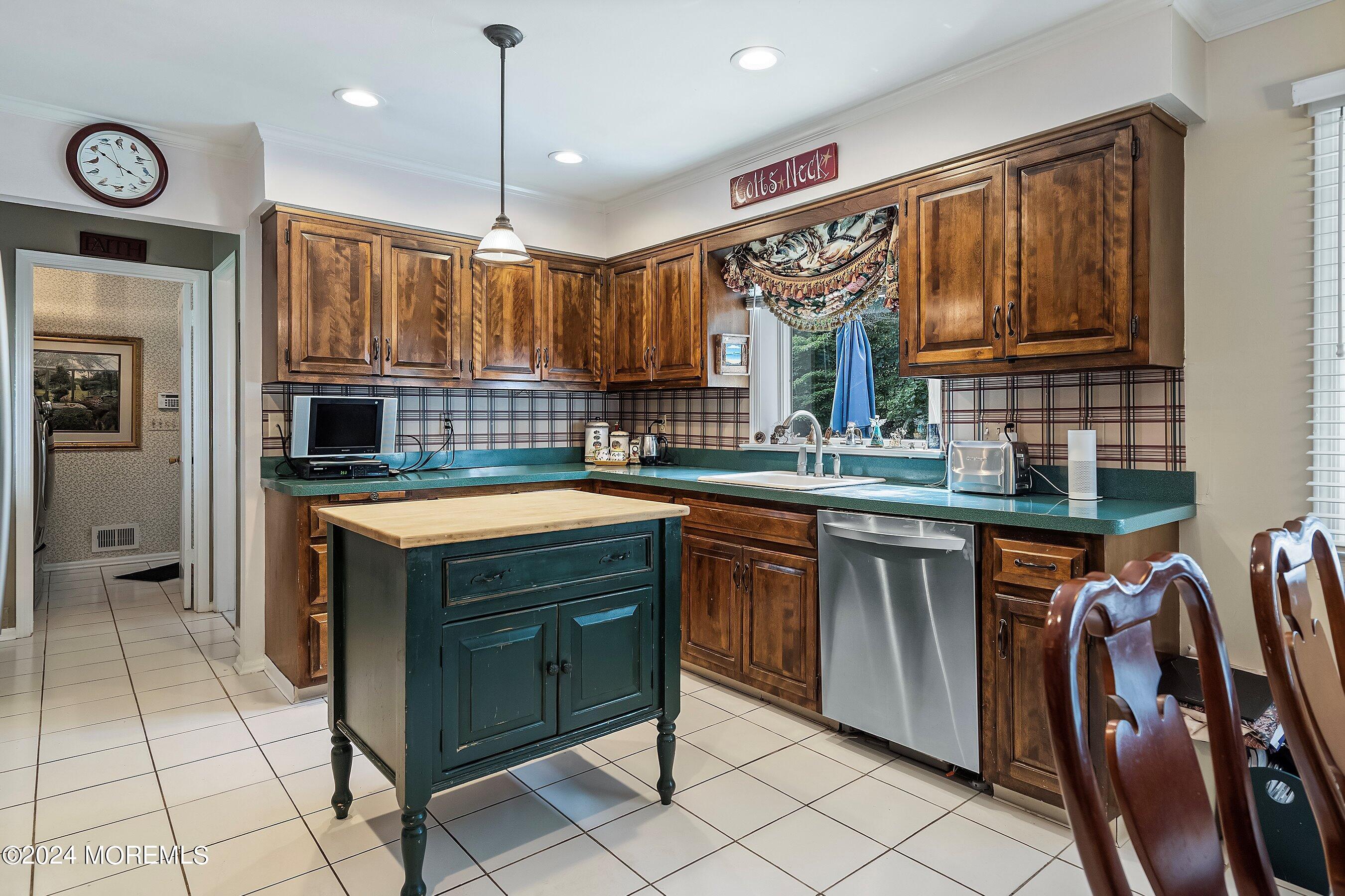 44 Beaver Dam Road