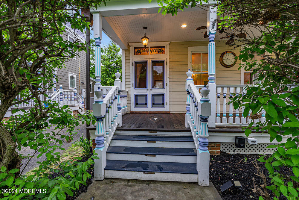 44 Irving Place