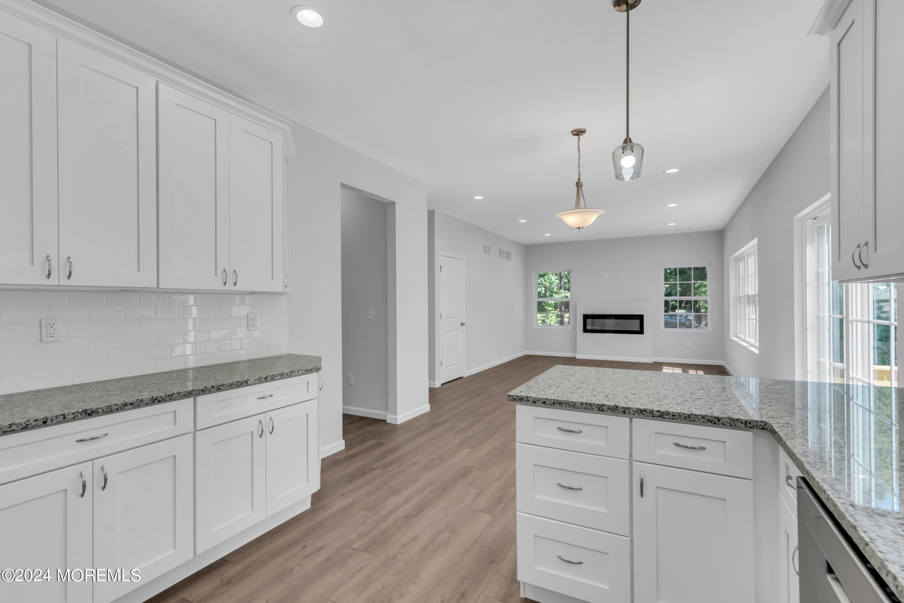 699 Willys Lane