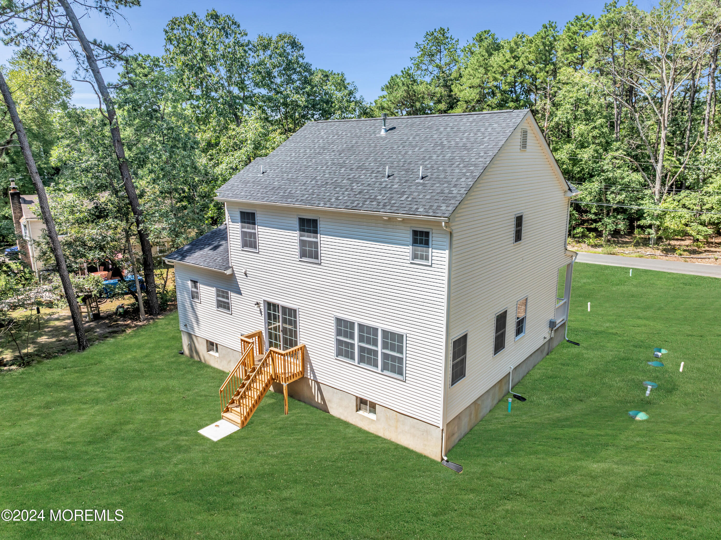 699 Willys Lane