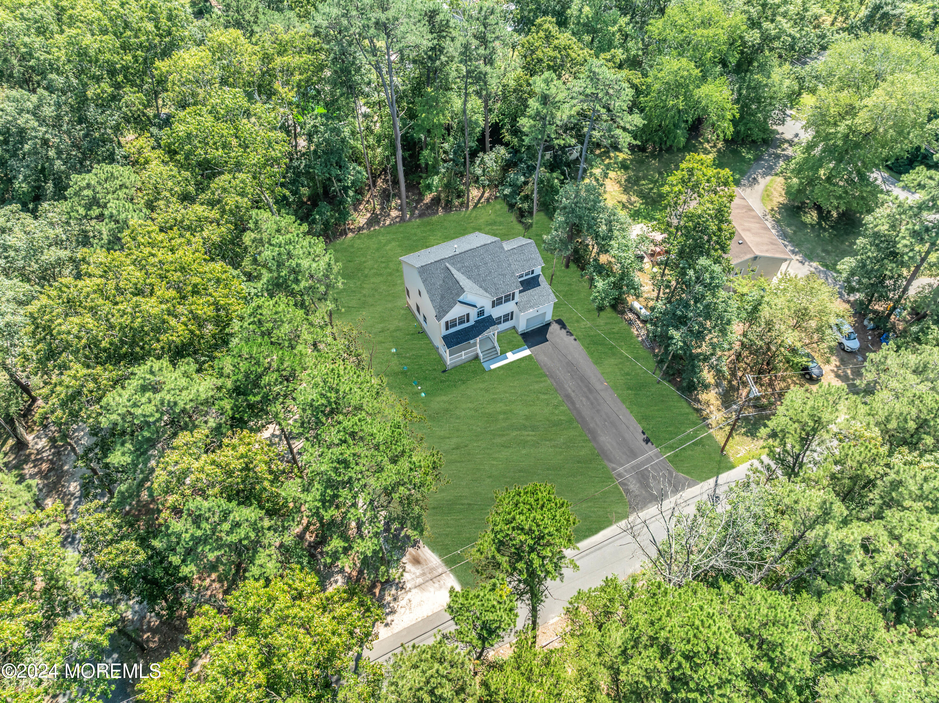 699 Willys Lane