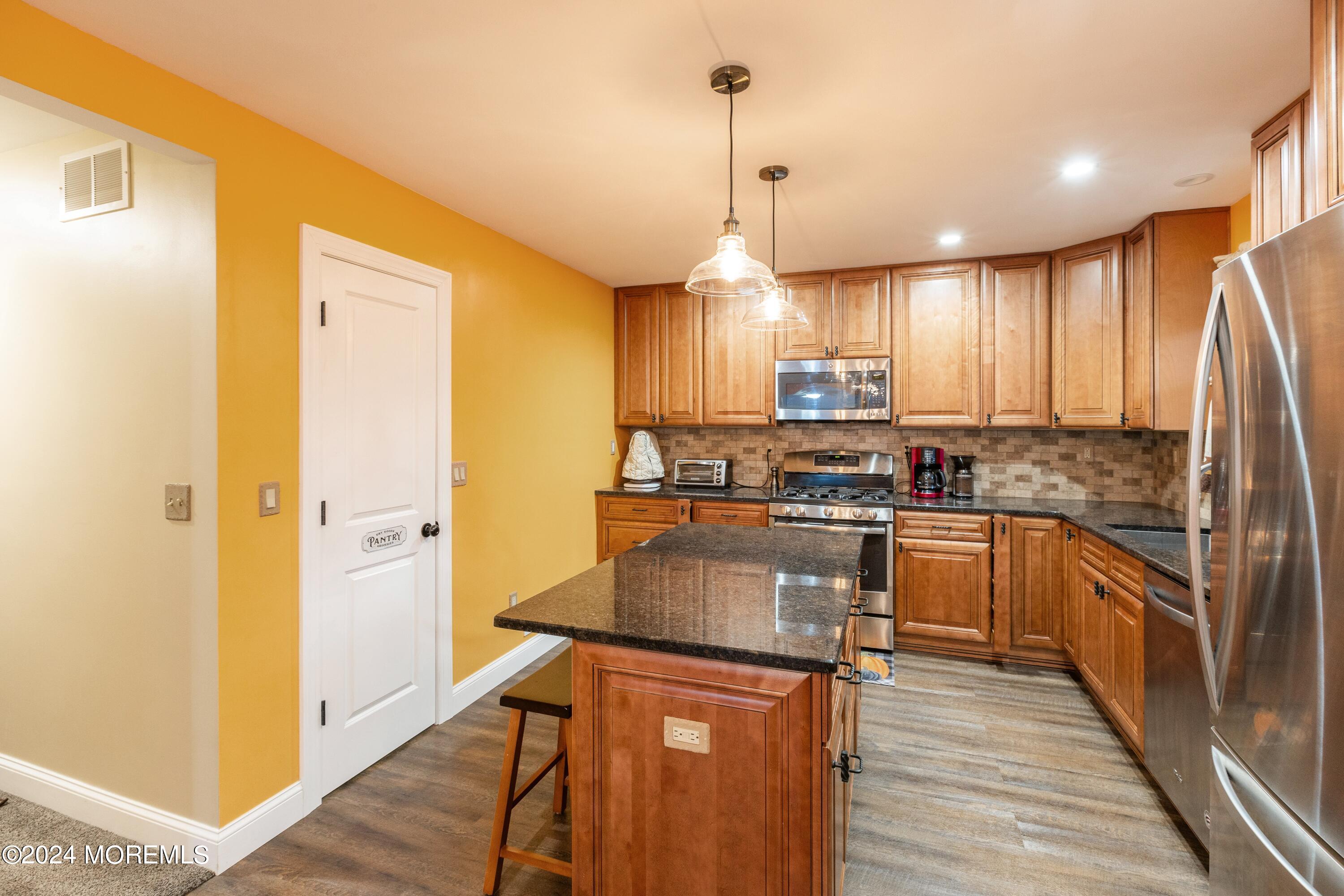 313 Station Drive
