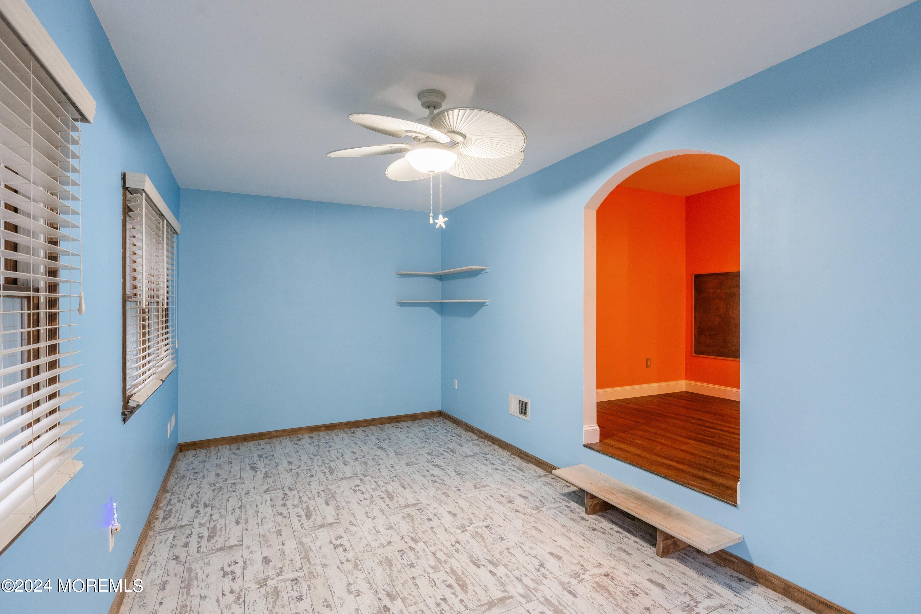 313 Station Drive