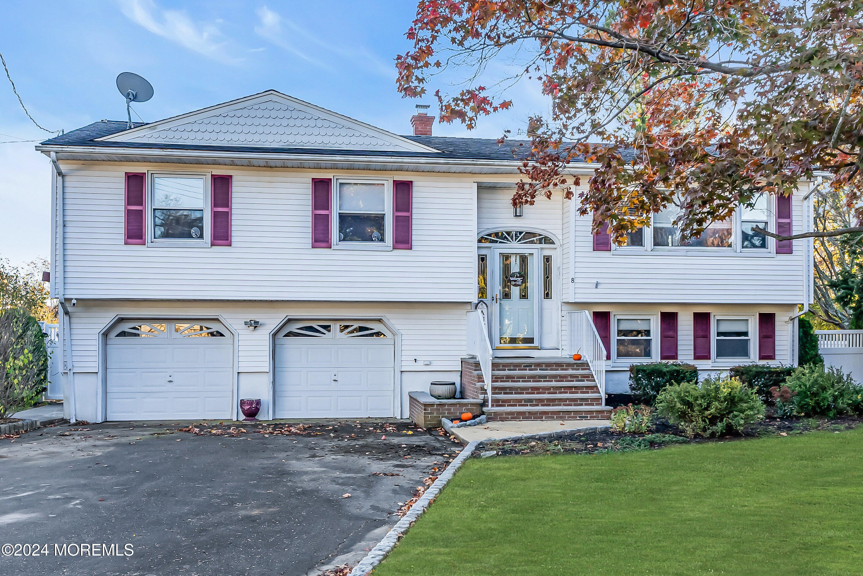 8 Walnut Place
