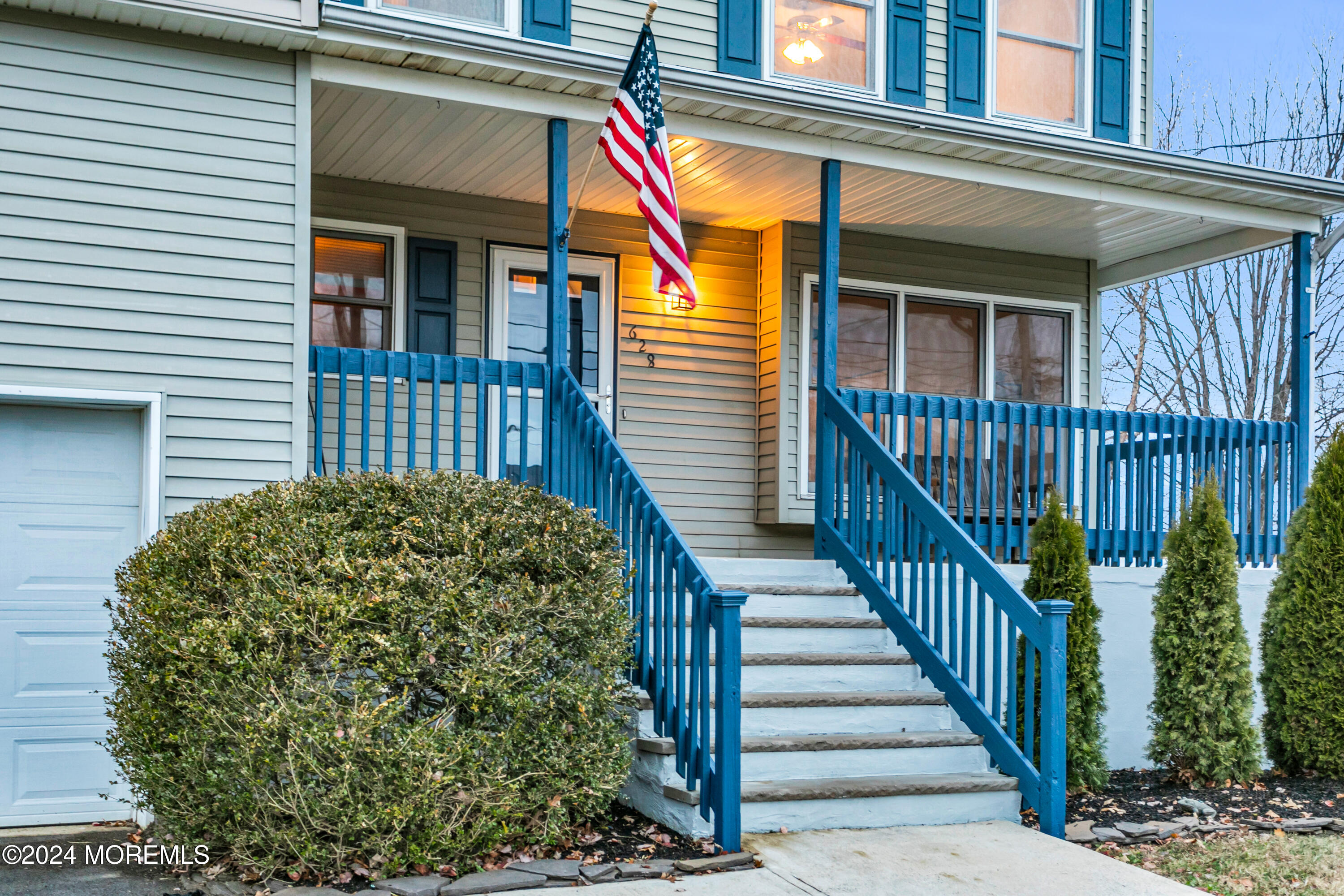 628 Monmouth Avenue