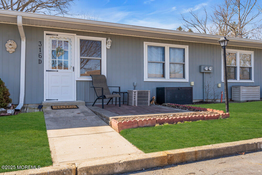 316 Coventry Court D
