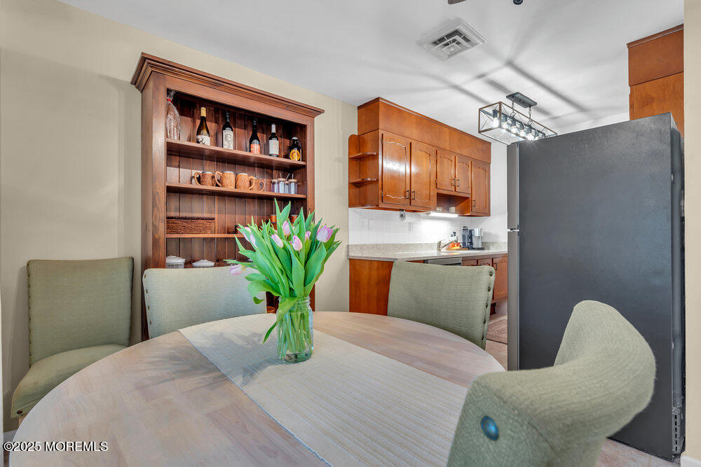 316 Coventry Court D