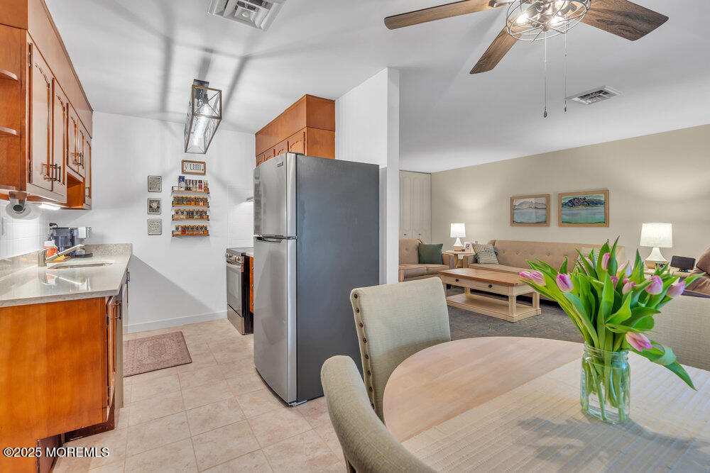 316 Coventry Court D