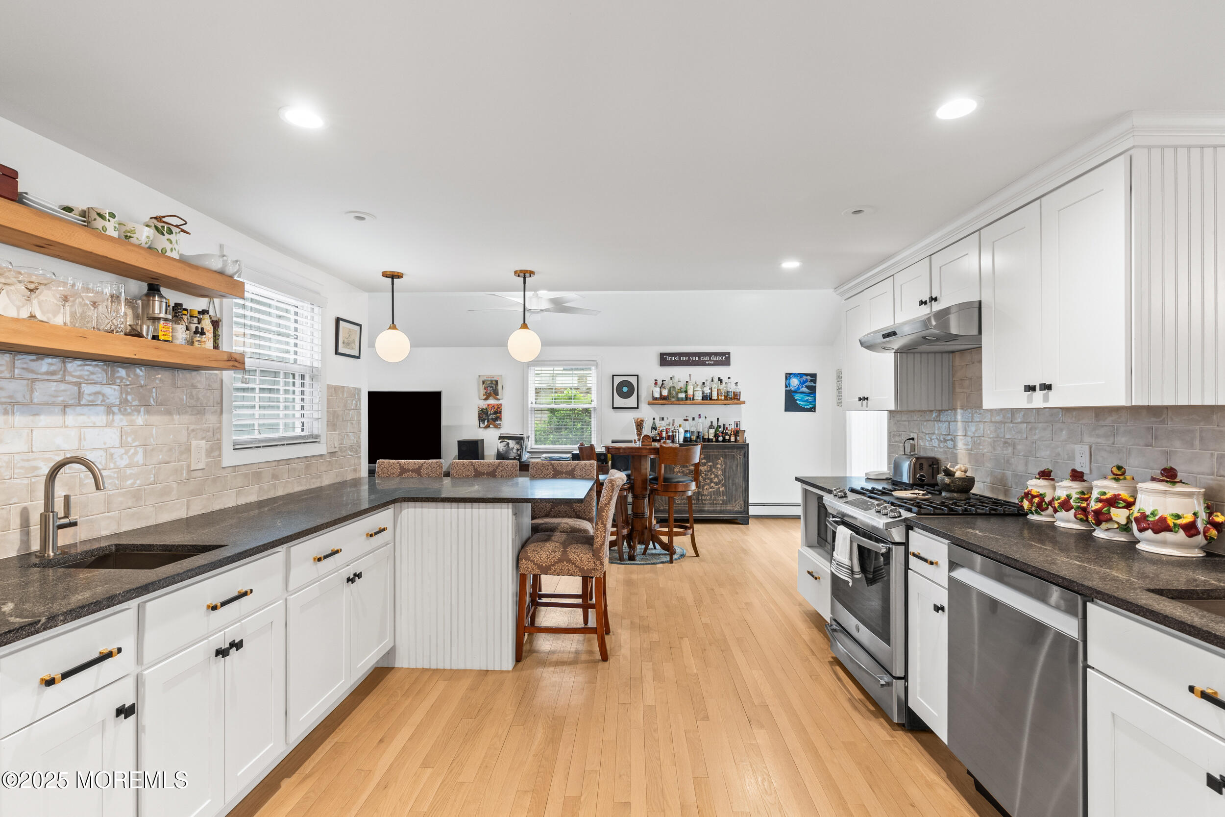 402 Parkview Avenue
