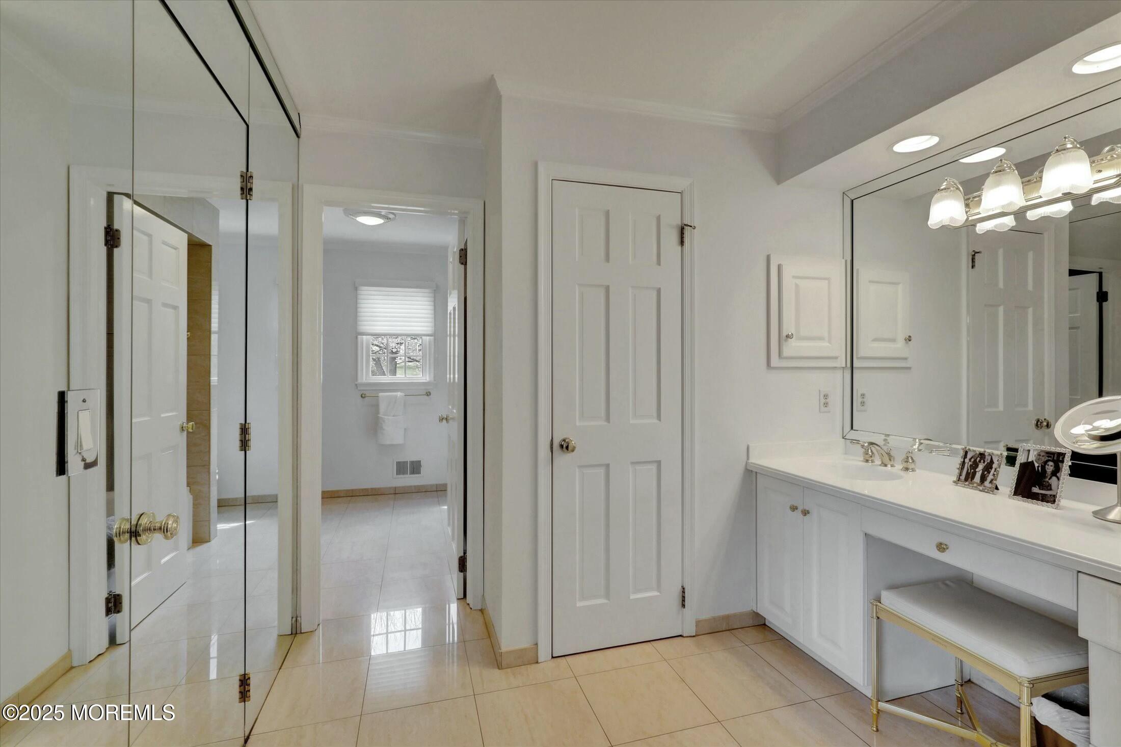 4 Paddock Court