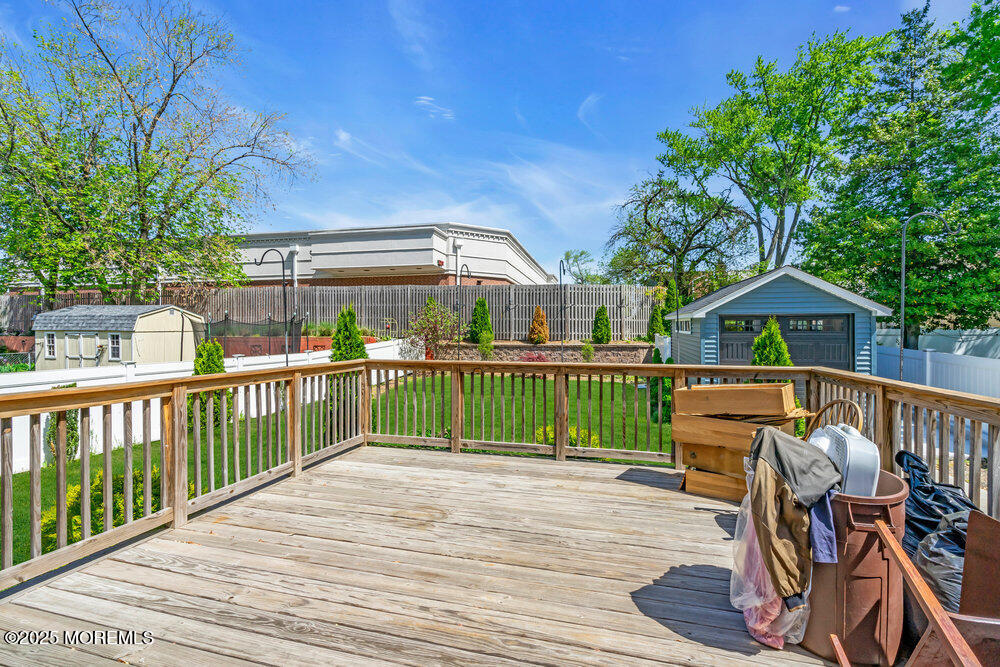 17 Lindis Farne Avenue