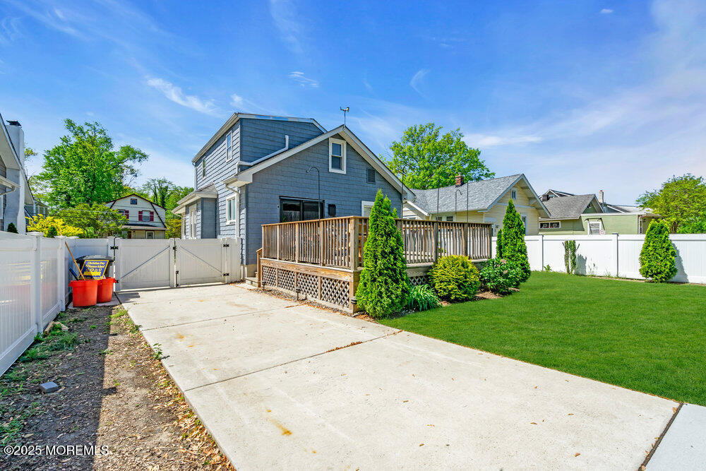 17 Lindis Farne Avenue