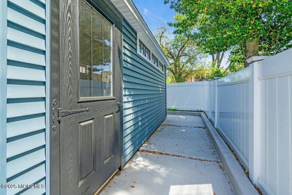 17 Lindis Farne Avenue