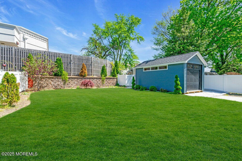 17 Lindis Farne Avenue